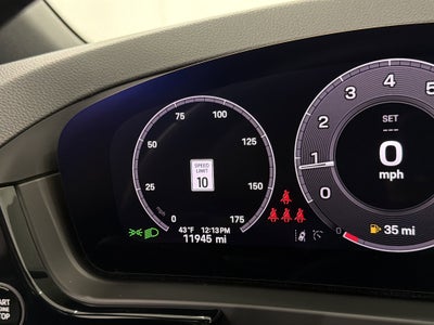 2025 Porsche Cayenne AWD