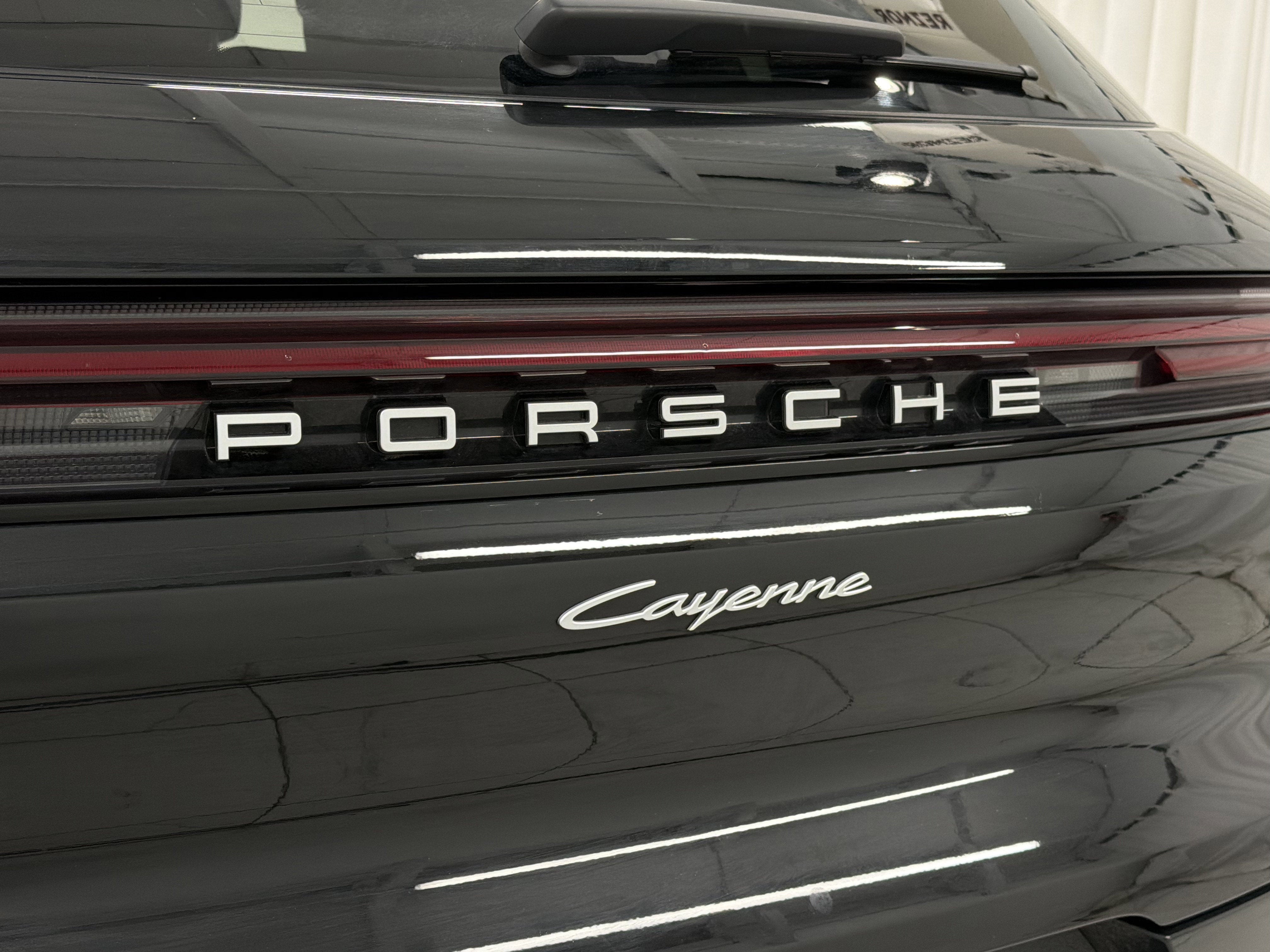 2025 Porsche Cayenne AWD