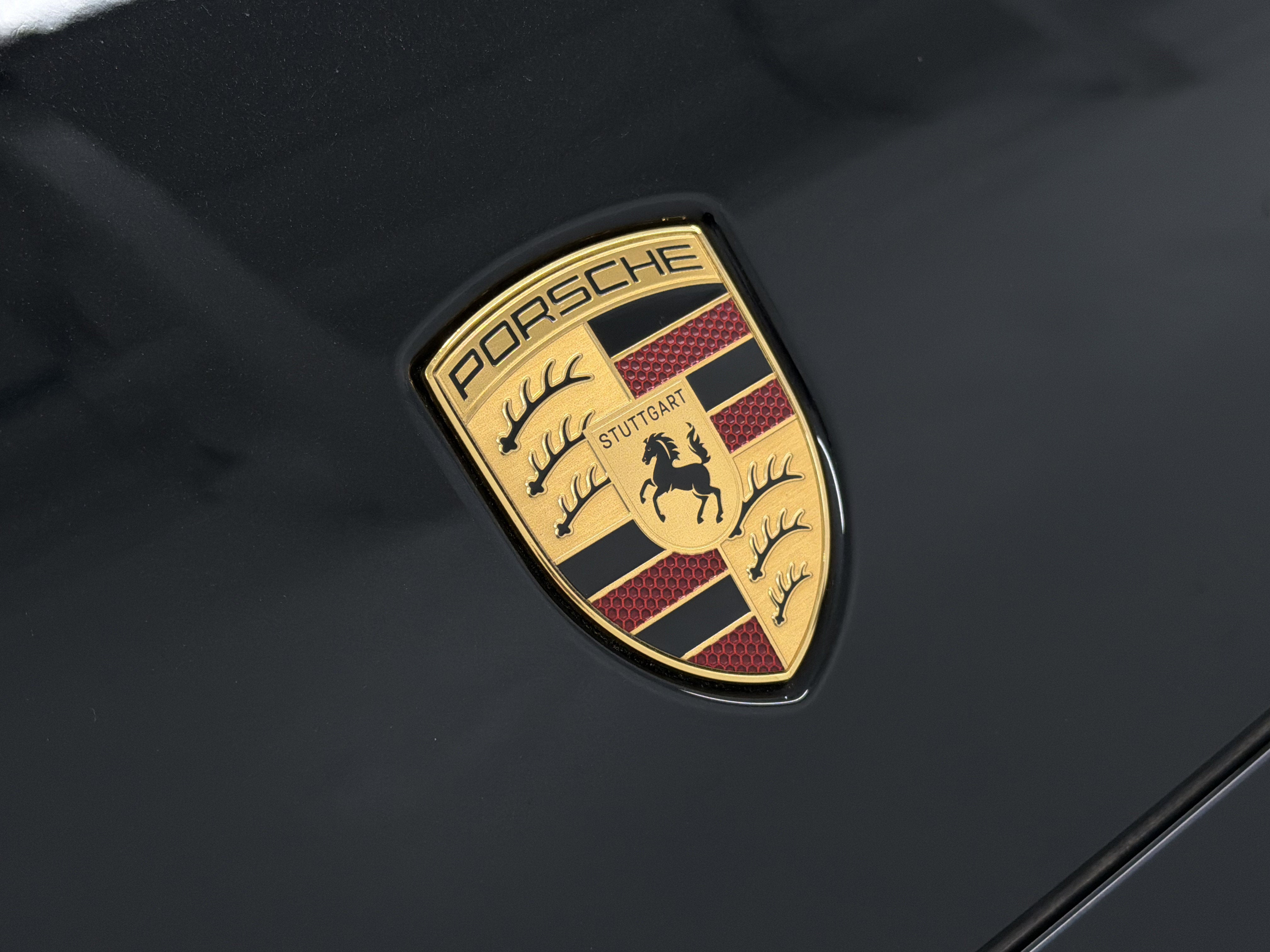 2025 Porsche Cayenne AWD