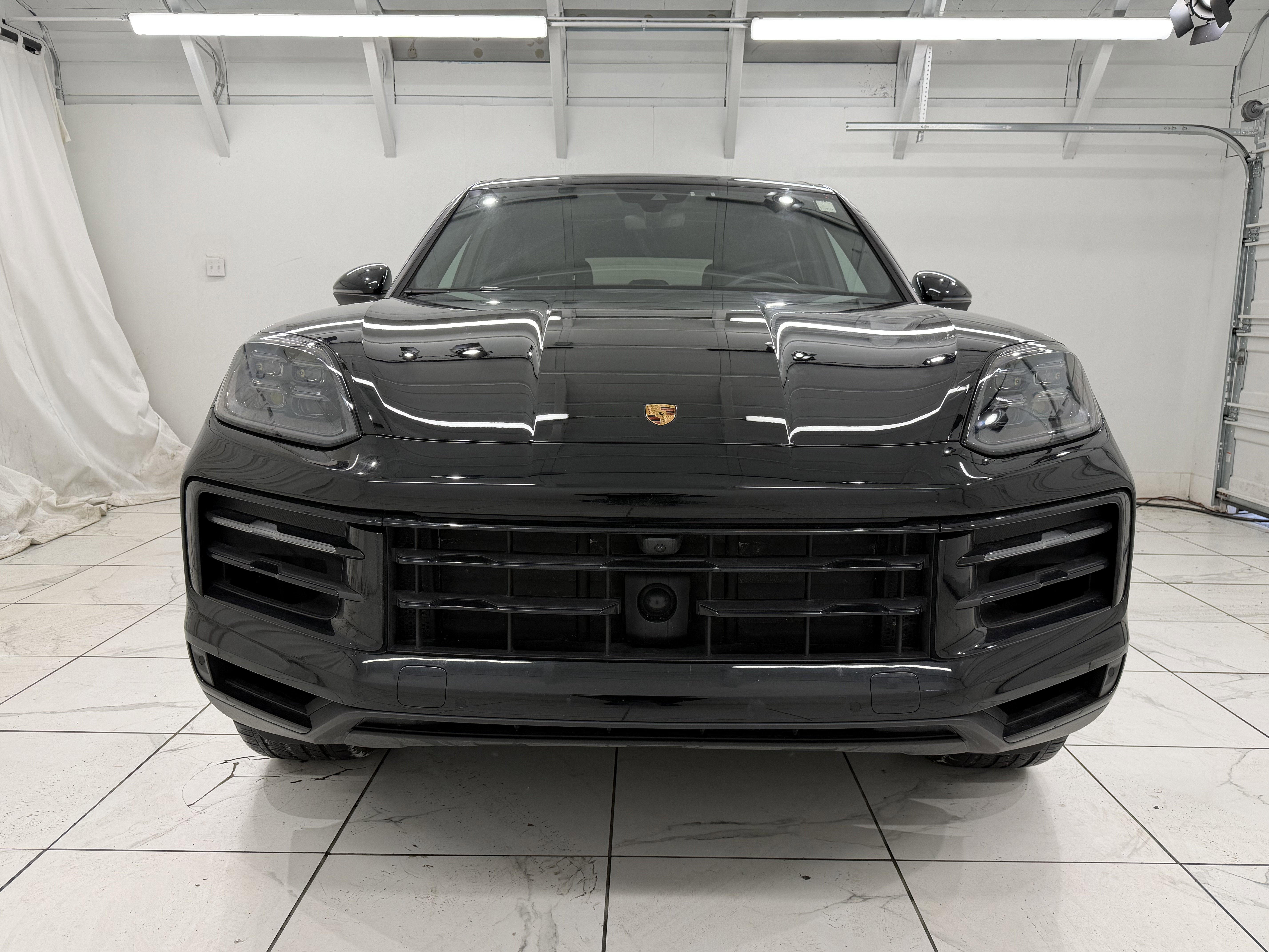 2025 Porsche Cayenne AWD