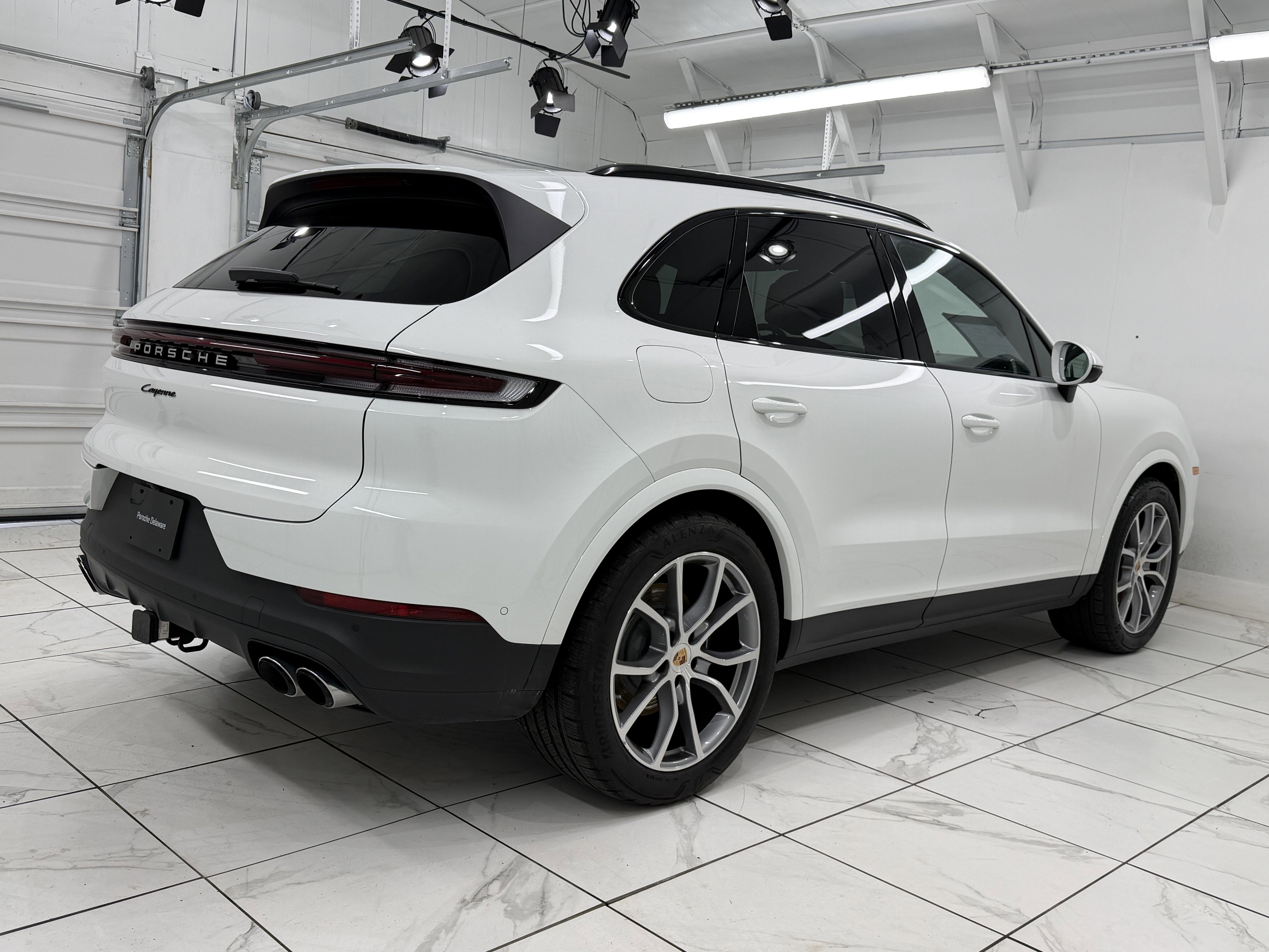 2025 Porsche Cayenne AWD