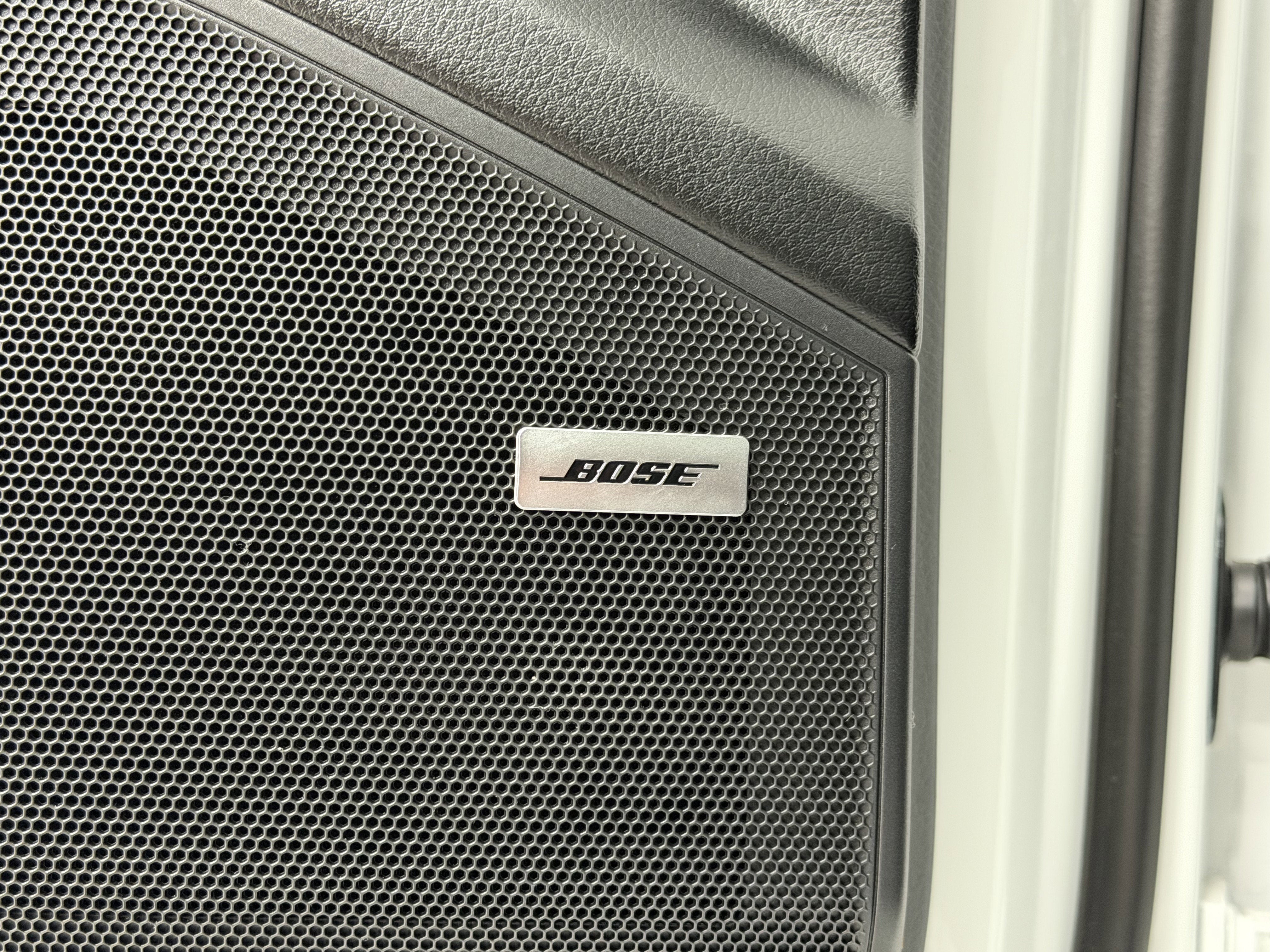 2025 Porsche Cayenne AWD