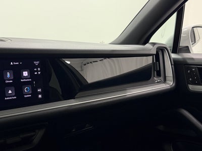 2025 Porsche Cayenne AWD