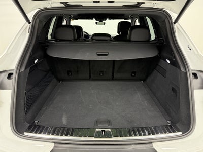 2025 Porsche Cayenne AWD