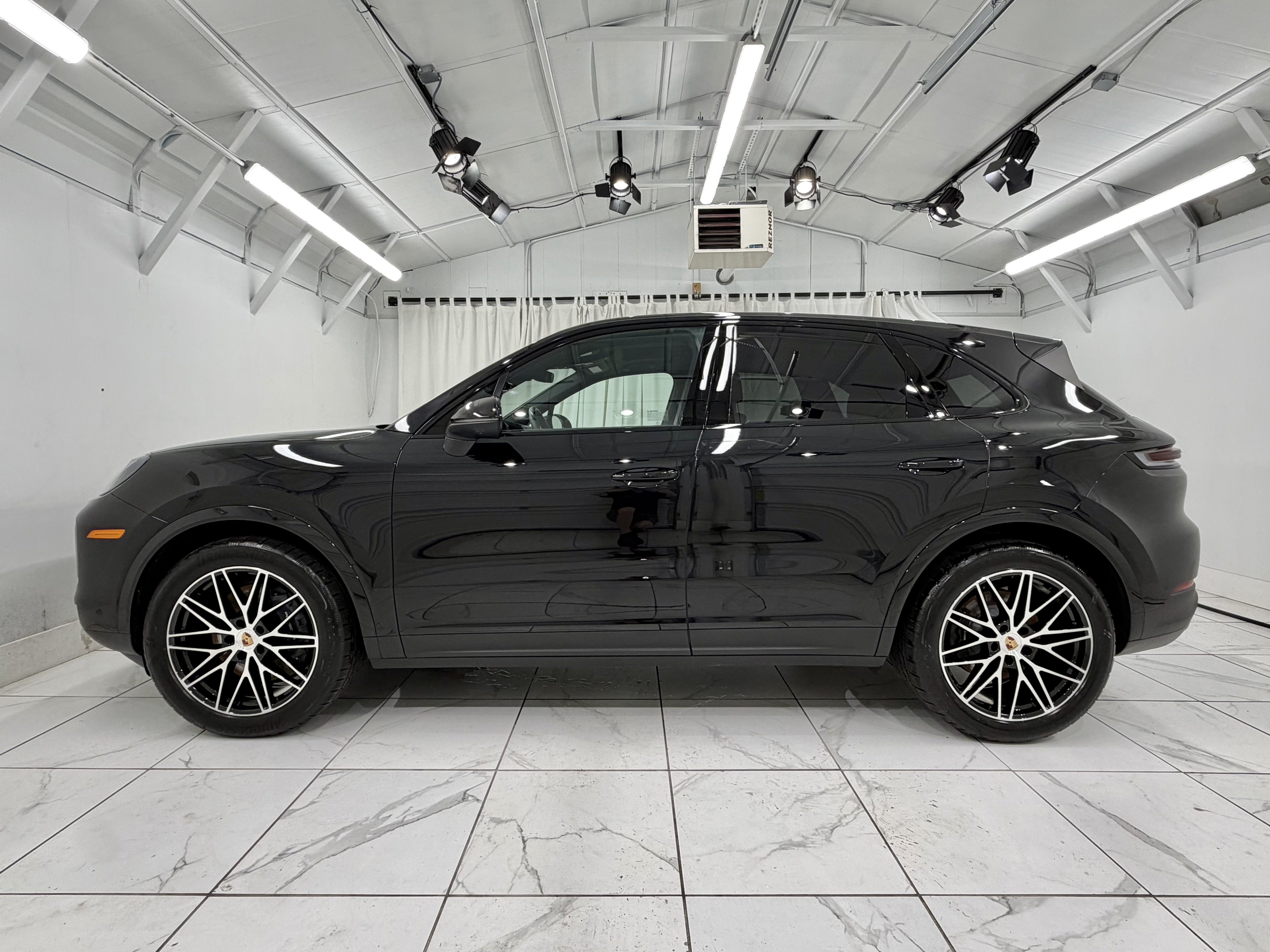 2026 Porsche Cayenne AWD