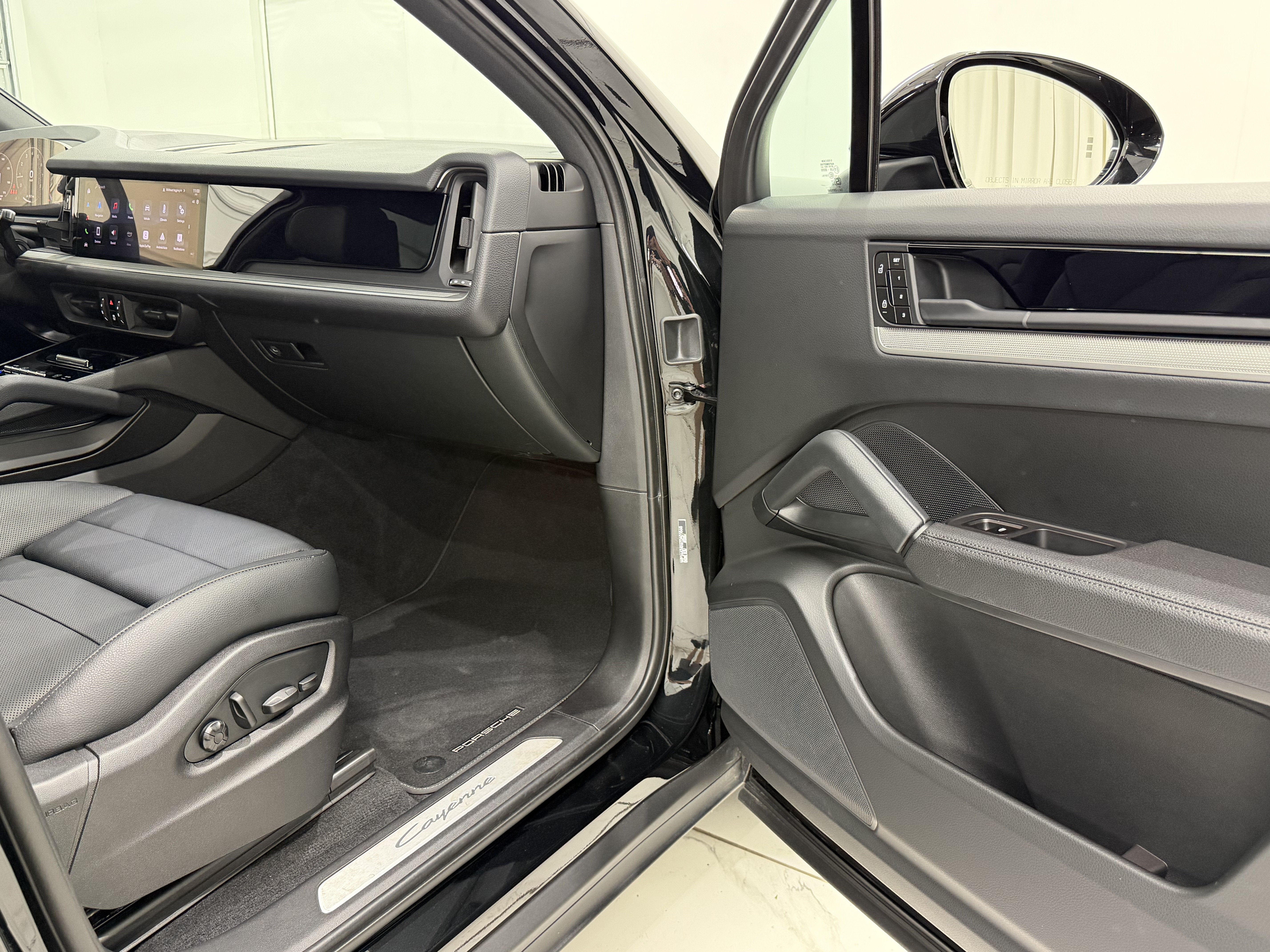 2026 Porsche Cayenne AWD