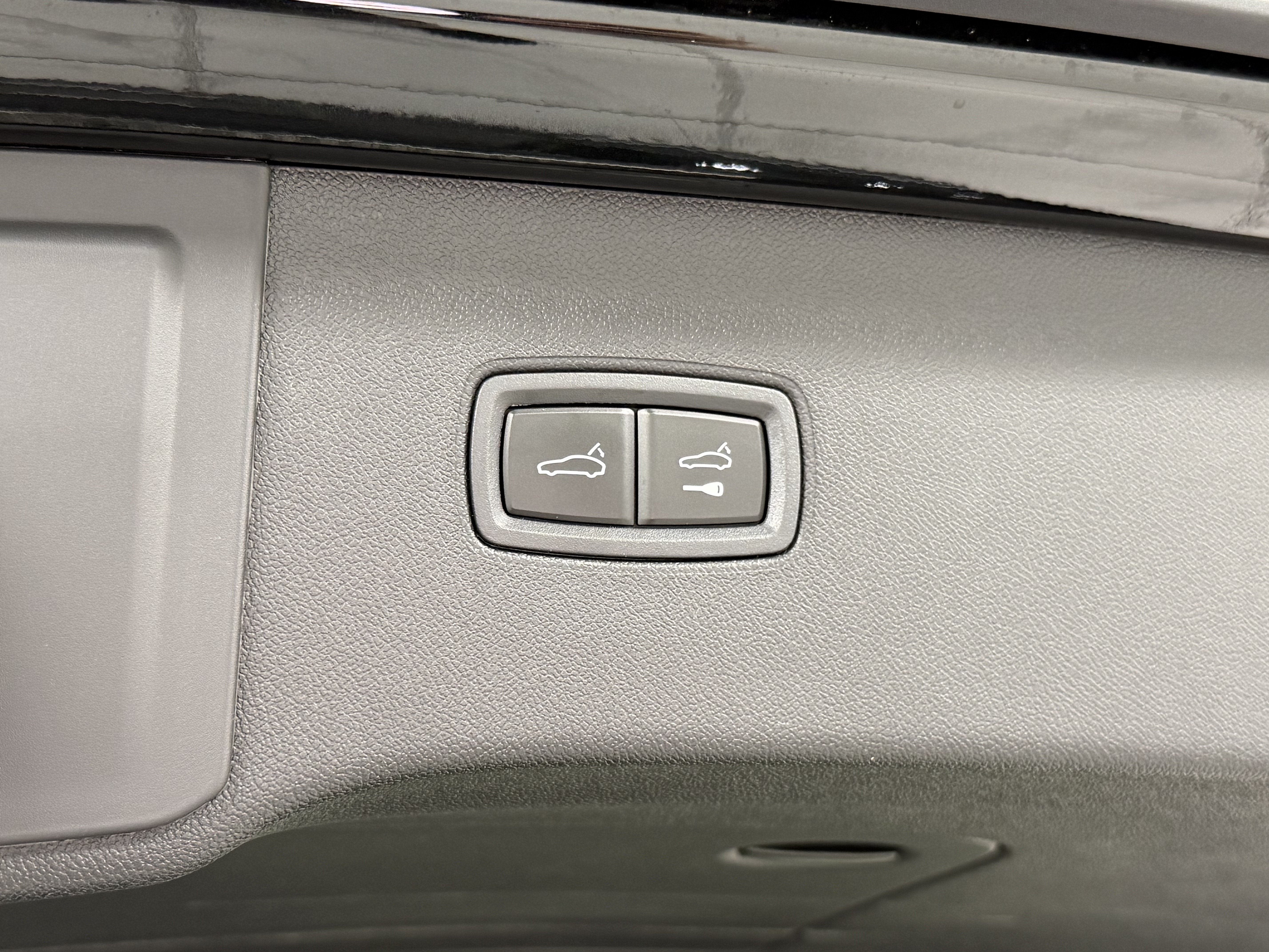 2026 Porsche Cayenne AWD