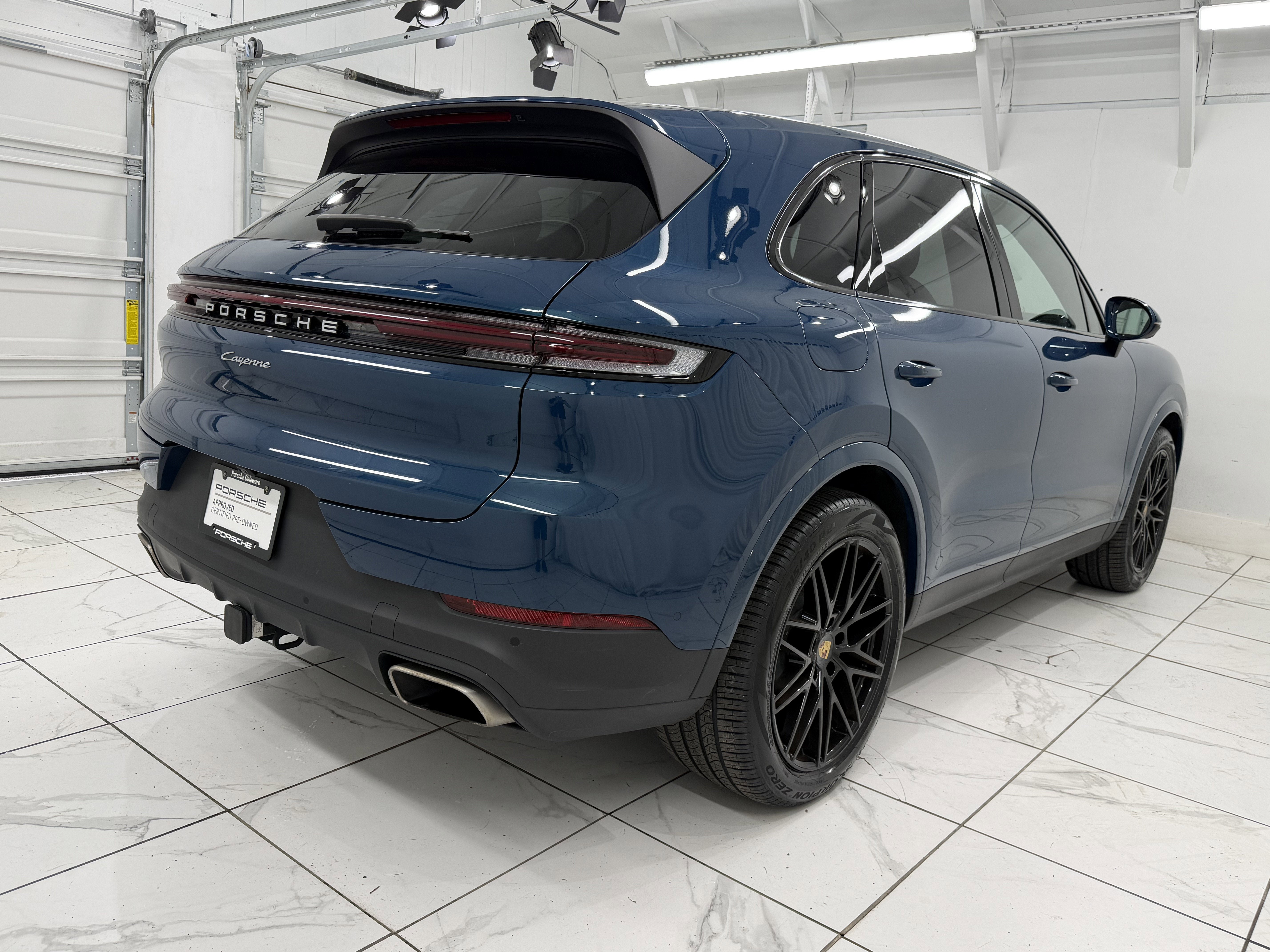 2024 Porsche Cayenne AWD