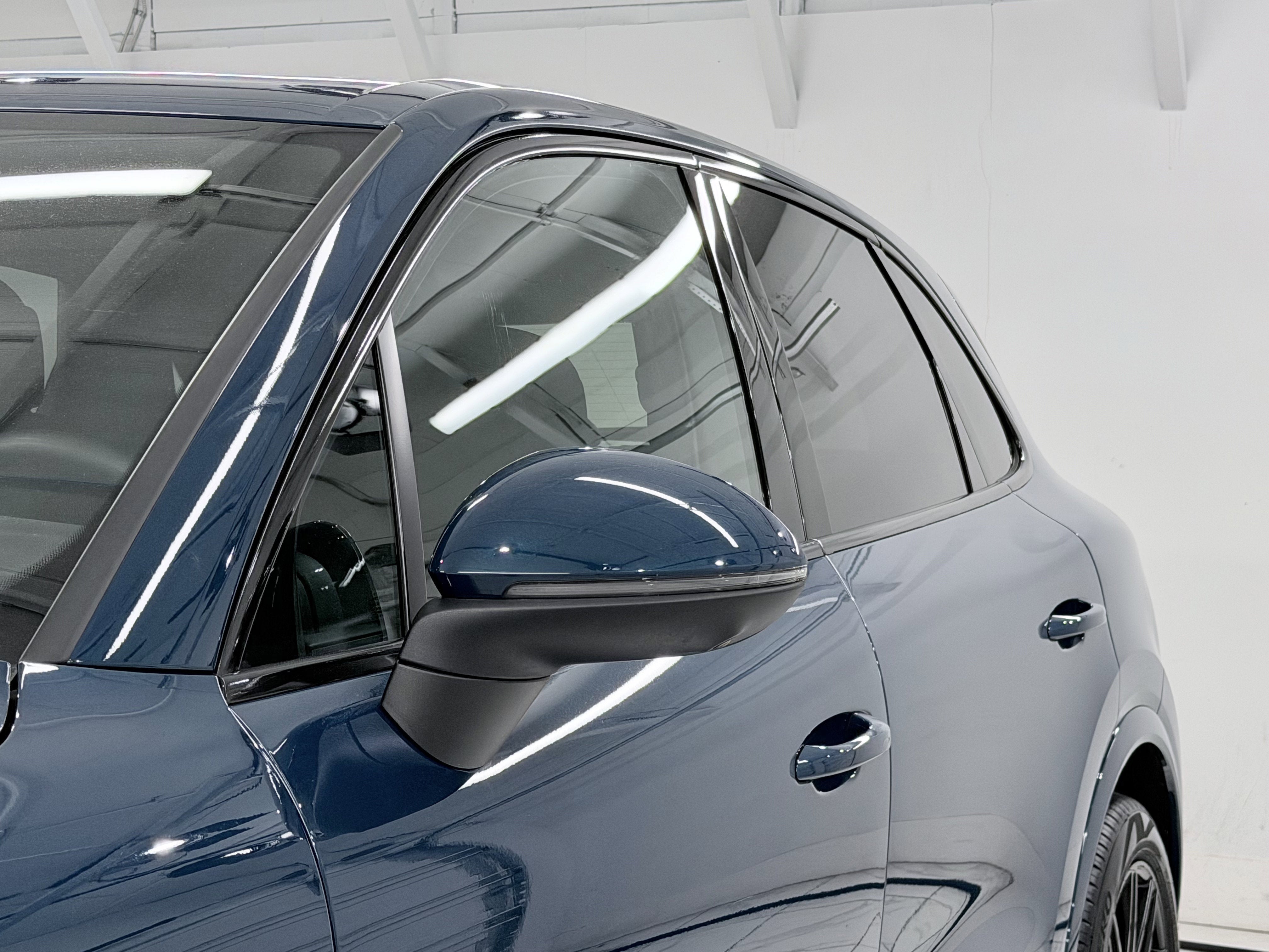 2024 Porsche Cayenne AWD