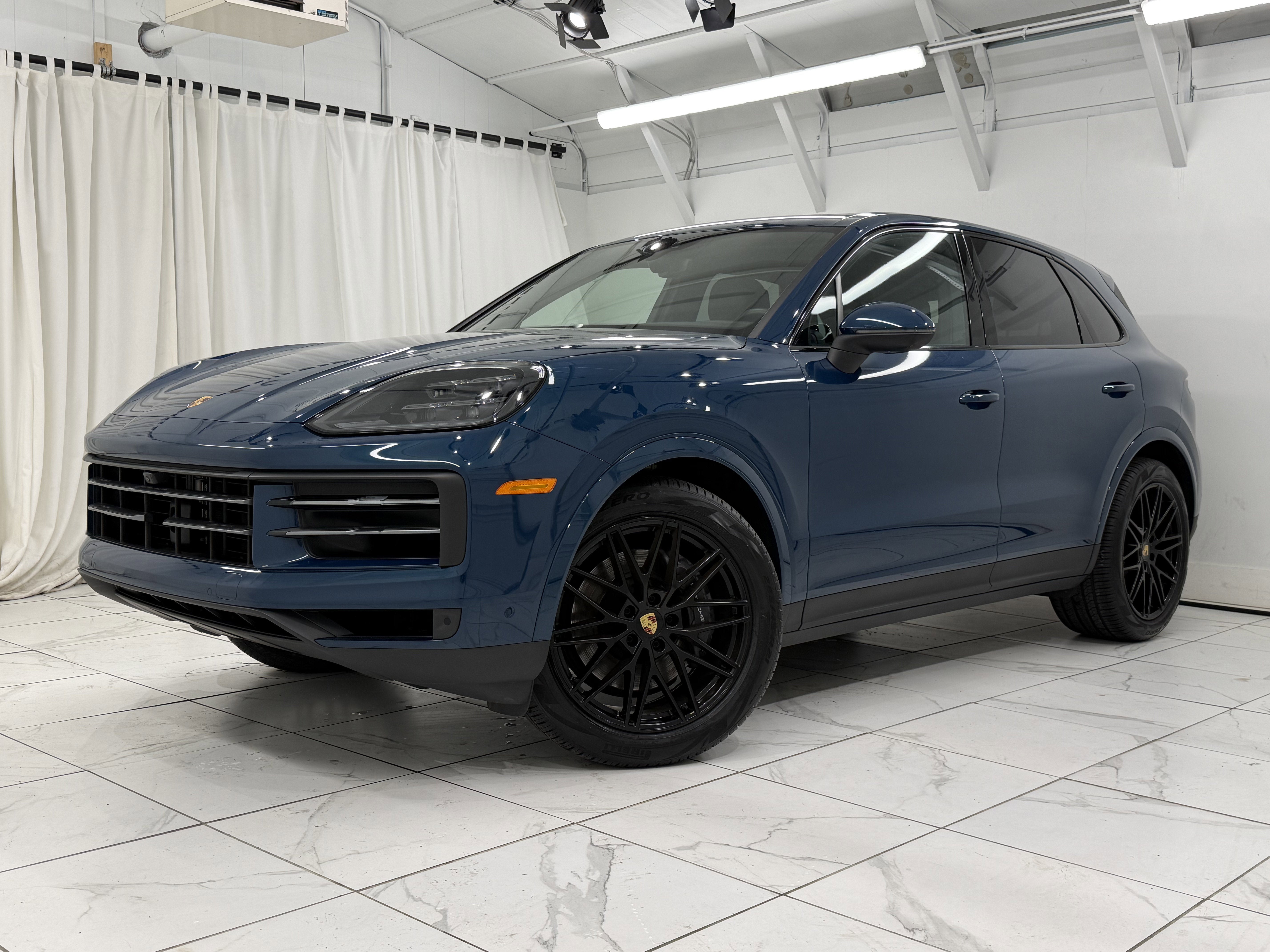 2024 Porsche Cayenne AWD
