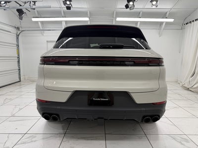 2024 Porsche Cayenne AWD