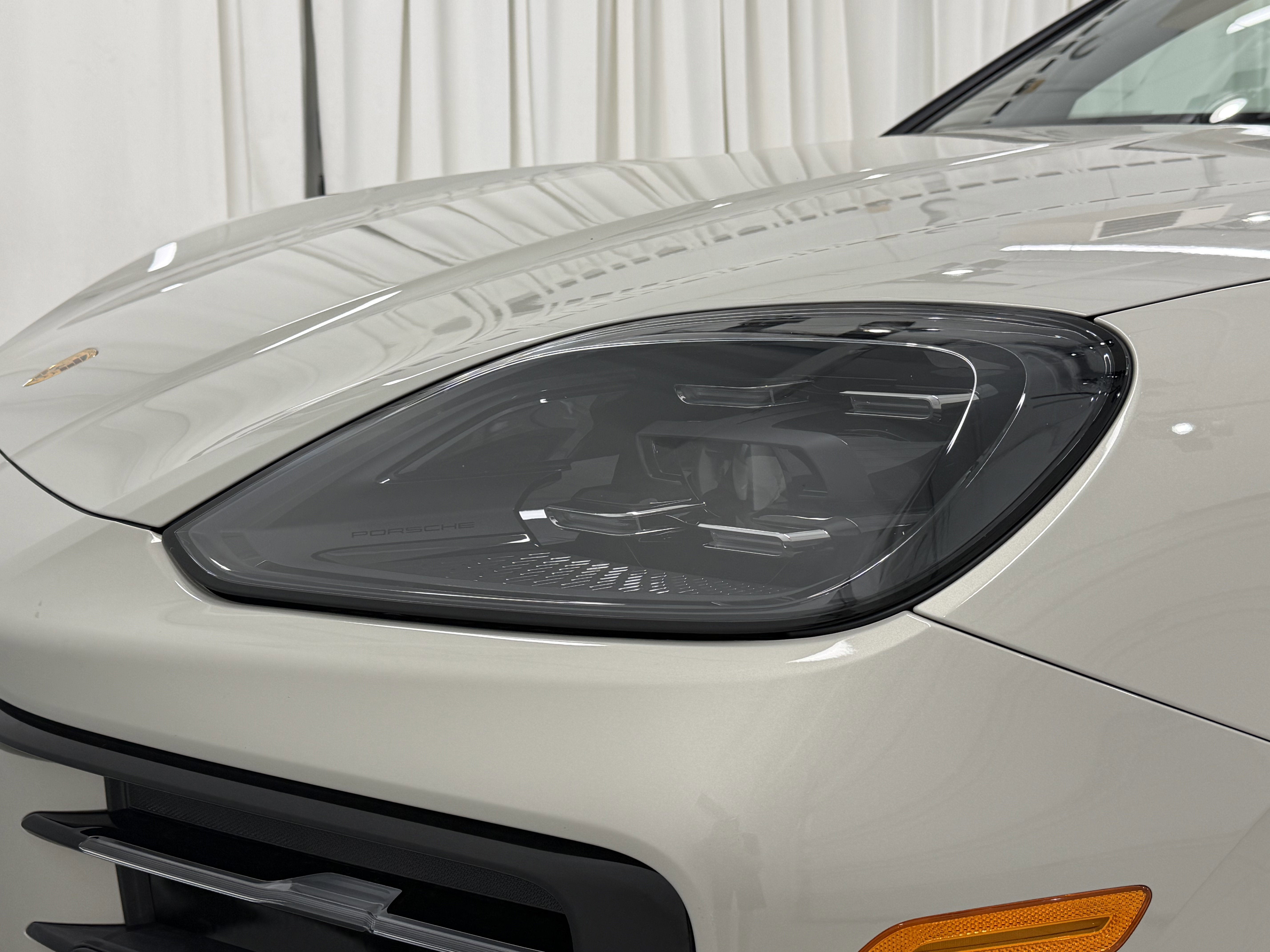2024 Porsche Cayenne AWD