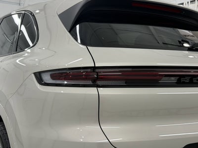 2024 Porsche Cayenne AWD