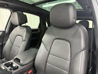 2024 Porsche Cayenne AWD