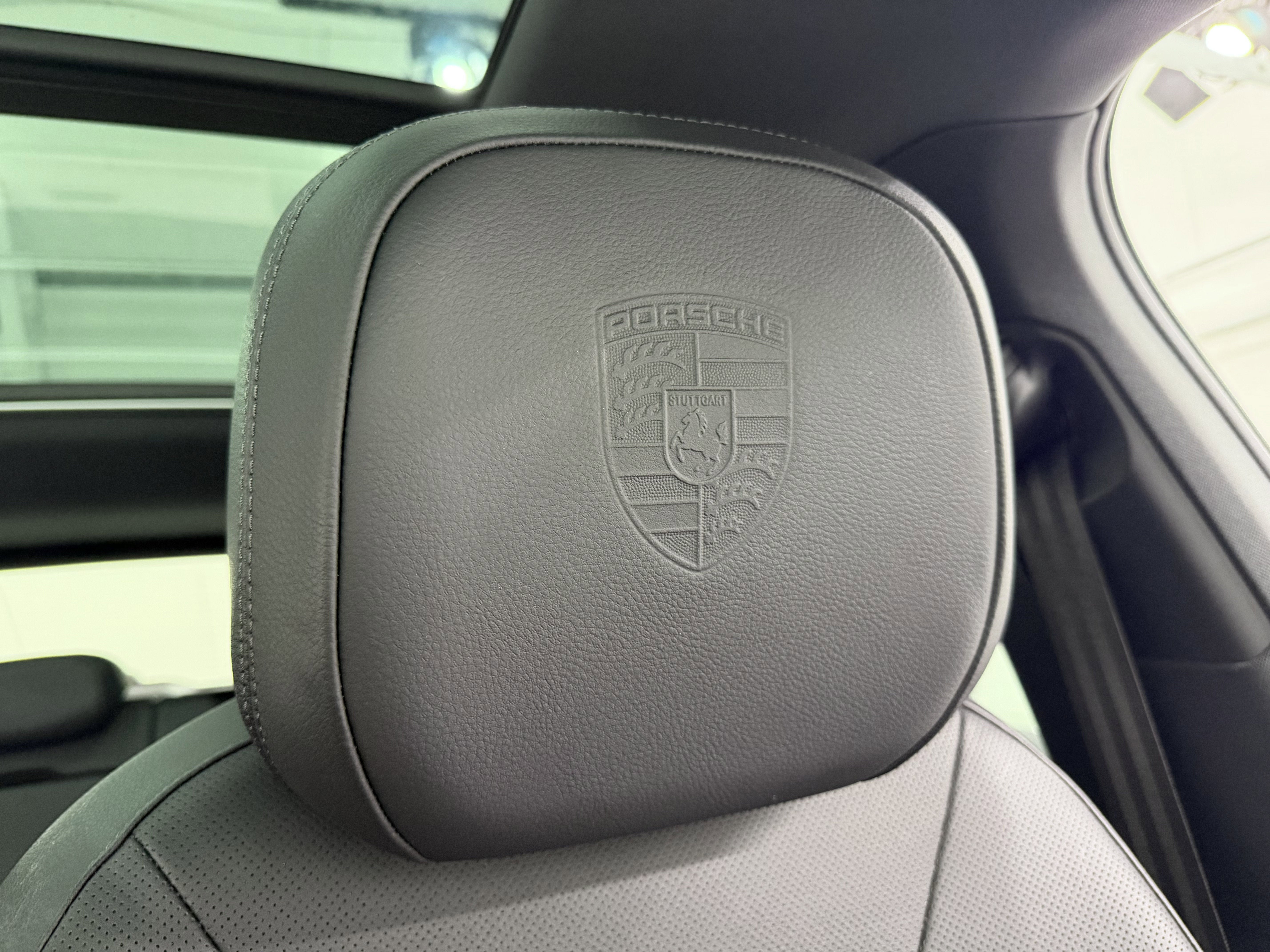2024 Porsche Cayenne AWD