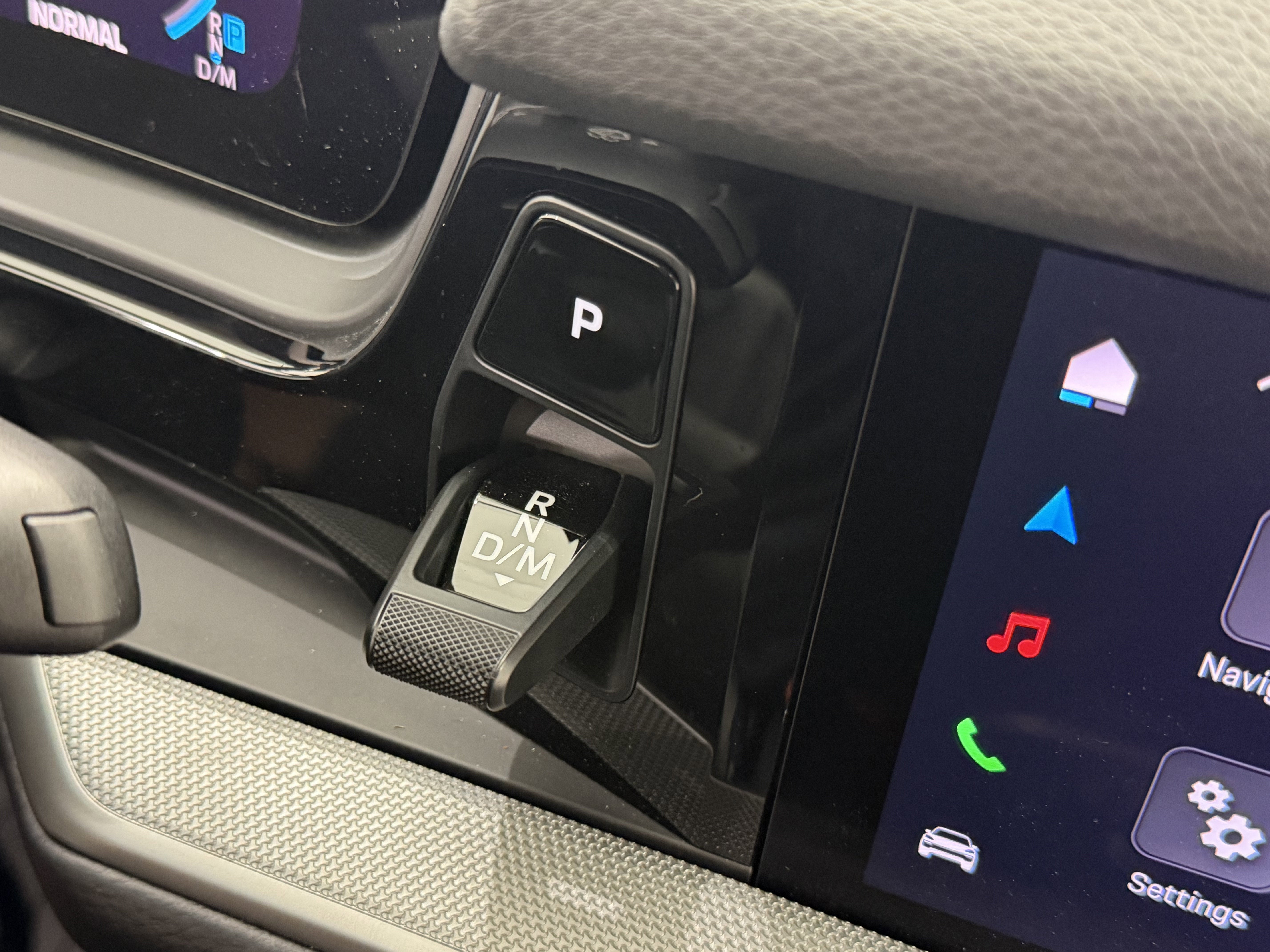 2024 Porsche Cayenne AWD