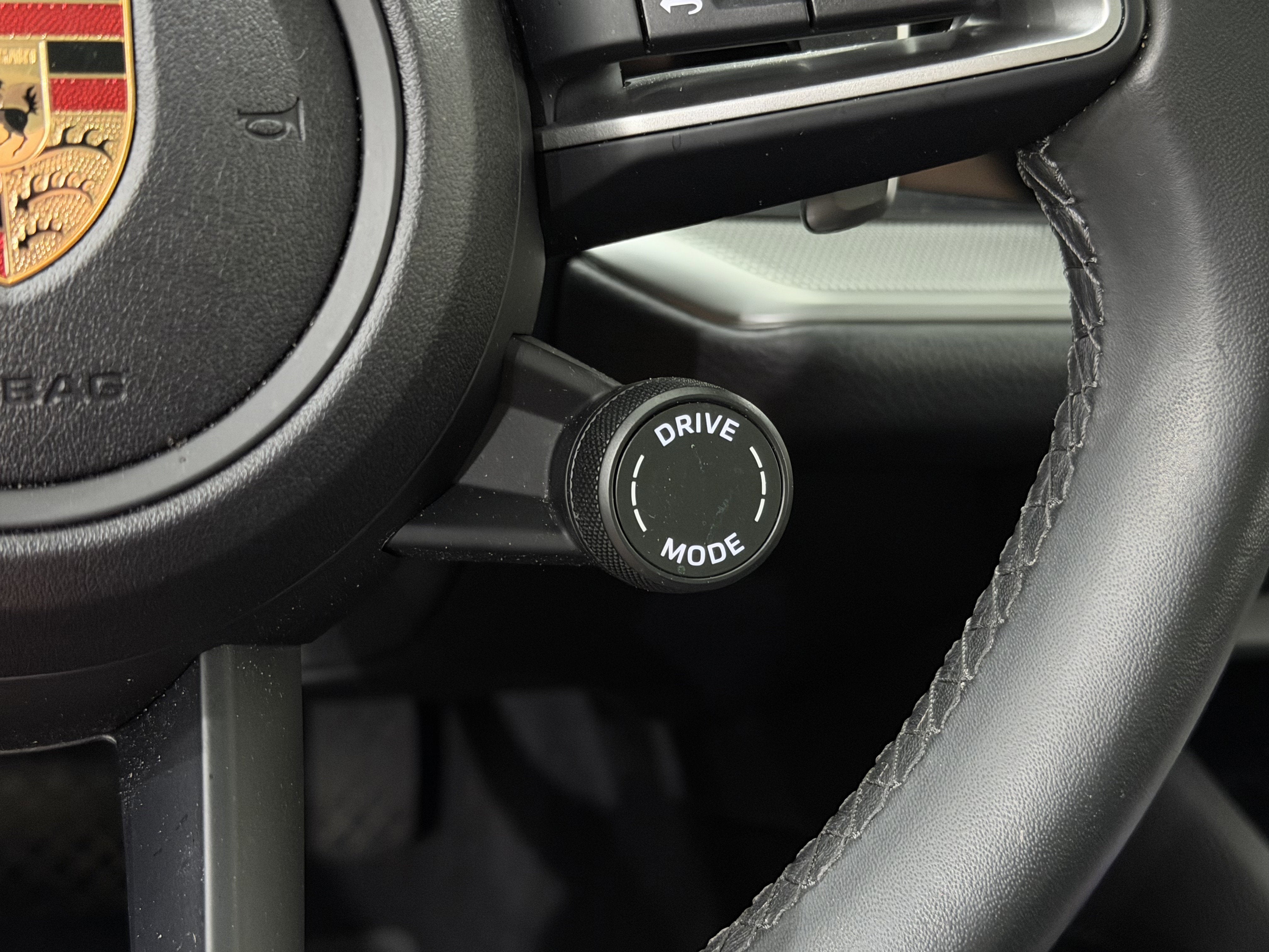 2024 Porsche Cayenne AWD