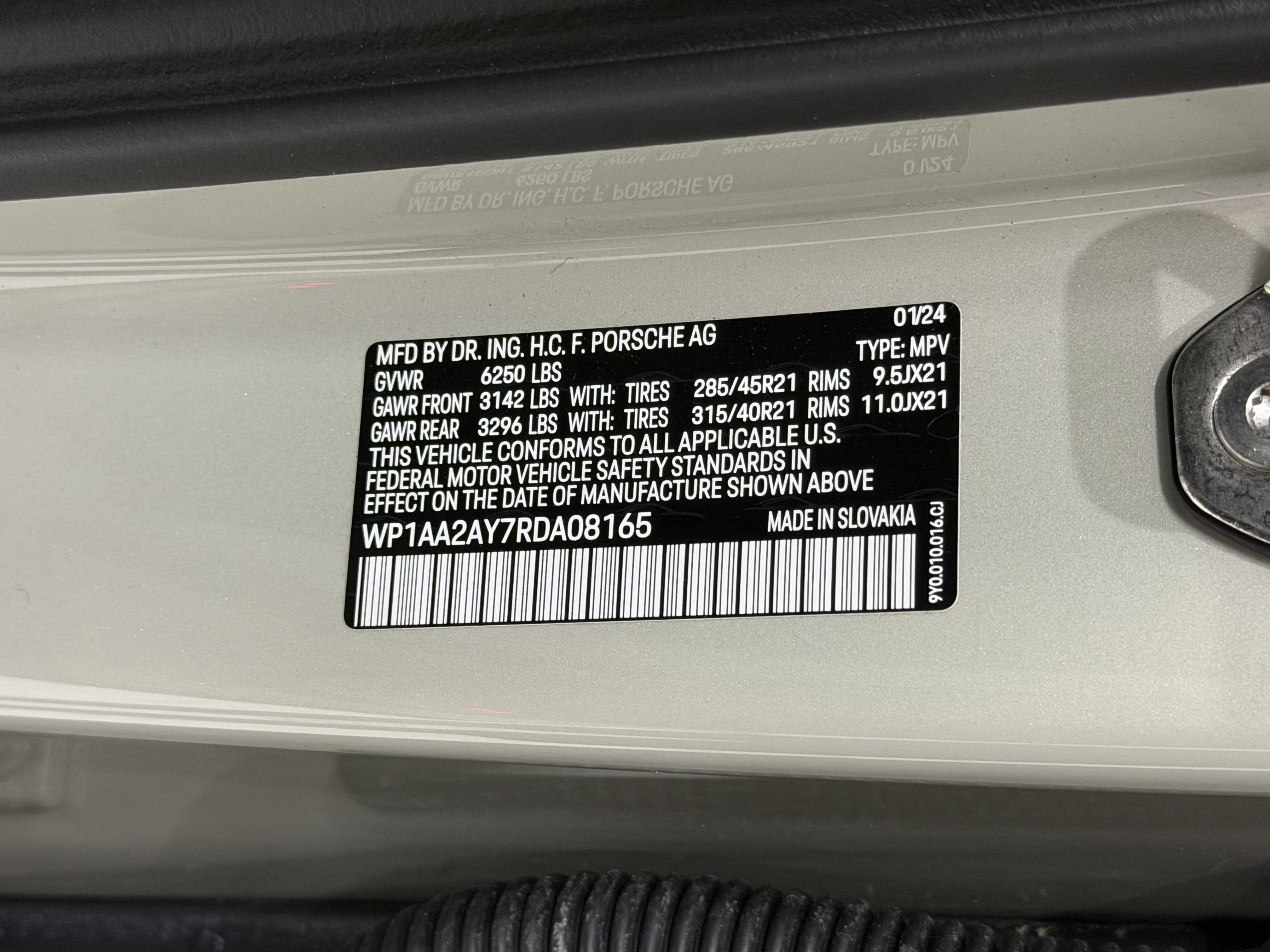 2024 Porsche Cayenne AWD