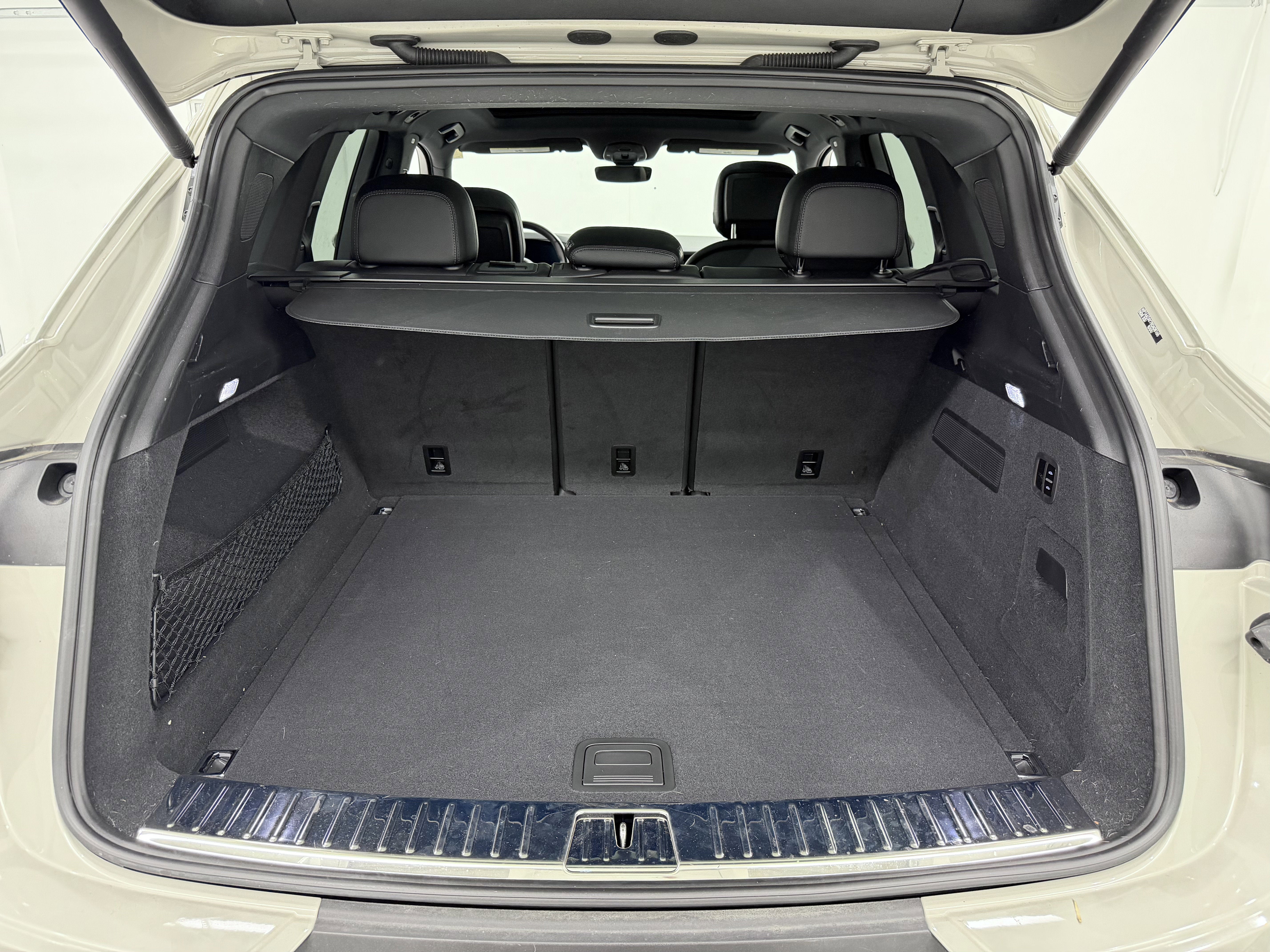 2024 Porsche Cayenne AWD