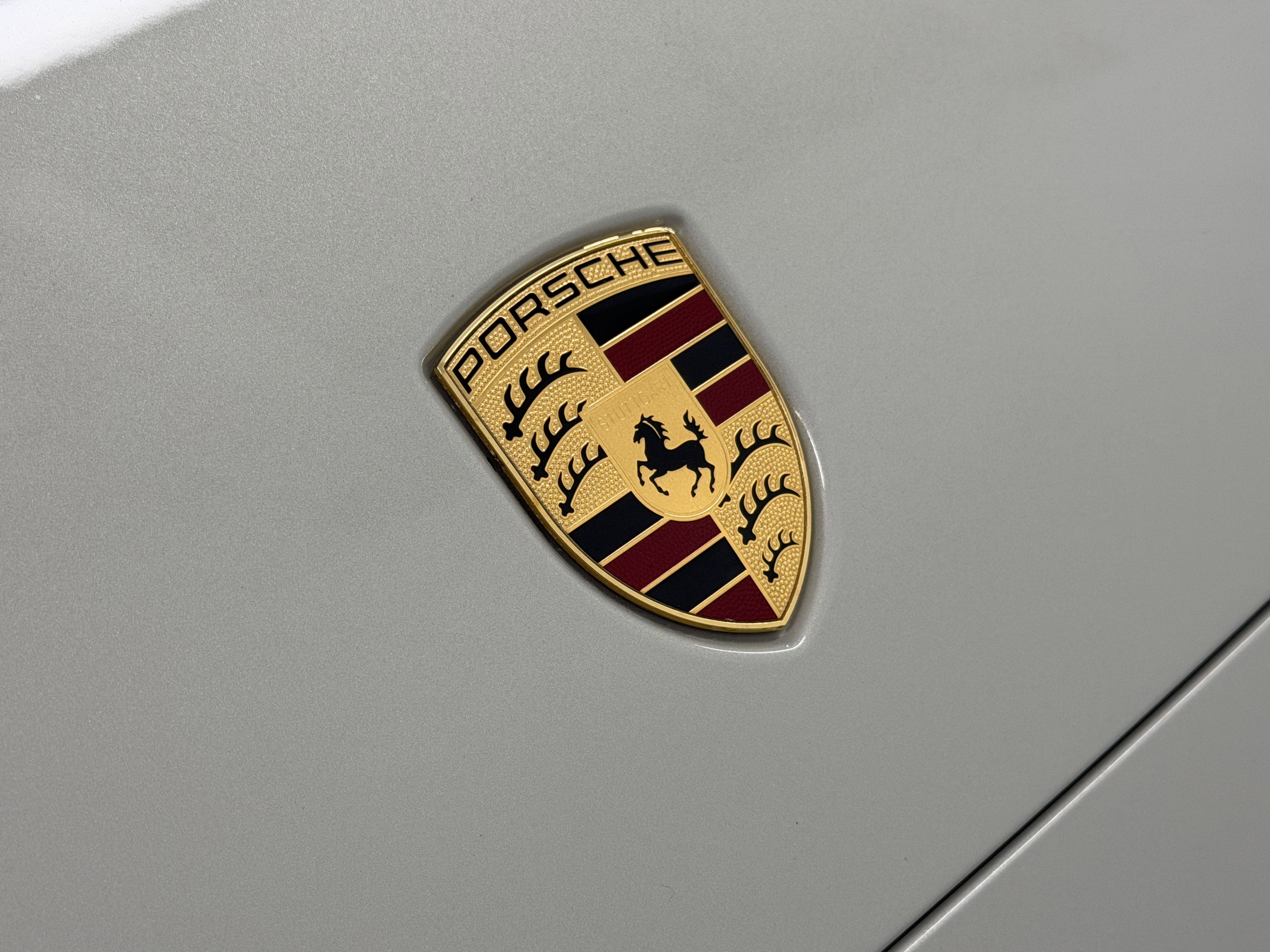 2024 Porsche Cayenne AWD