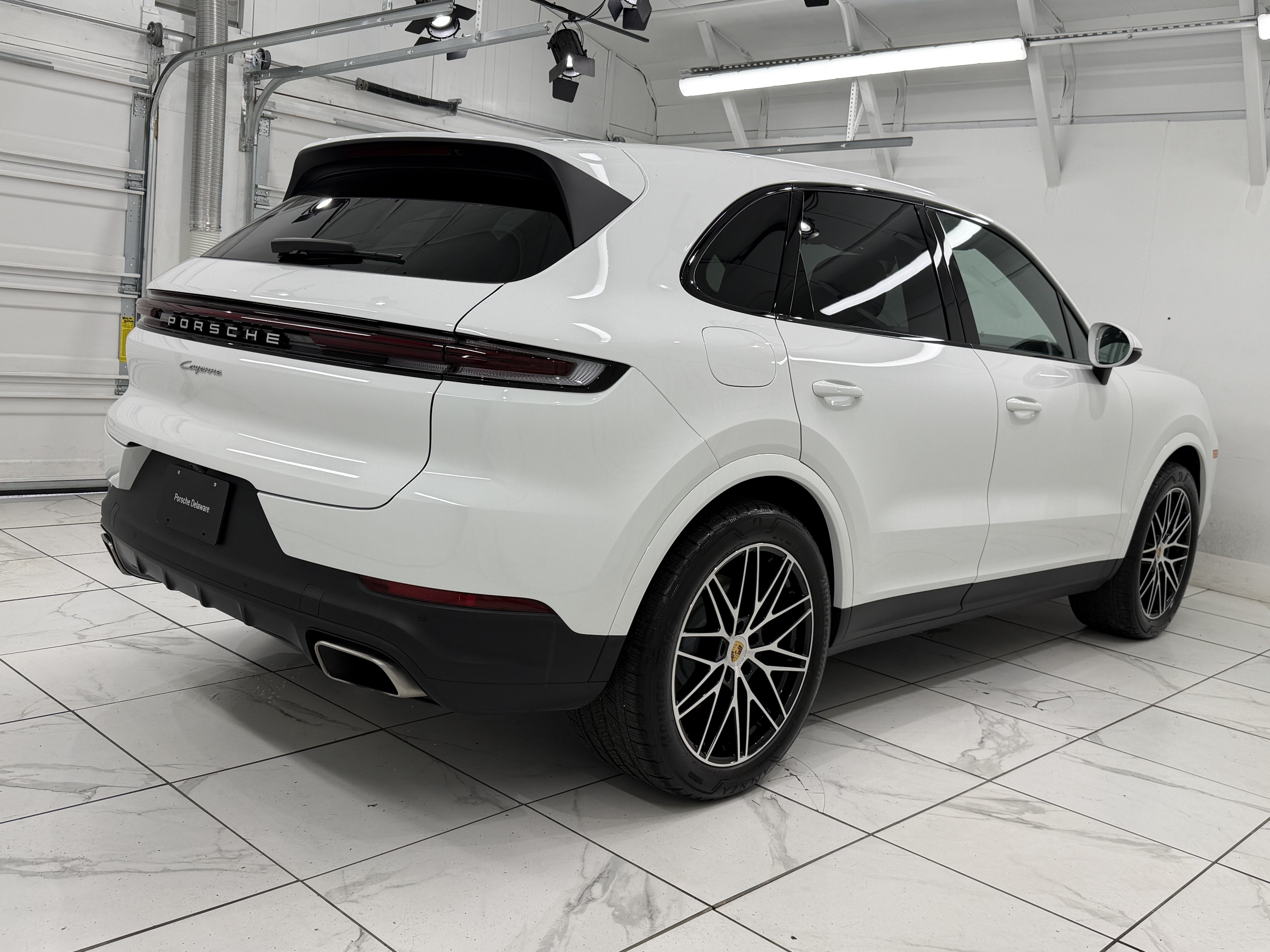2024 Porsche Cayenne AWD