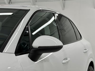 2024 Porsche Cayenne AWD
