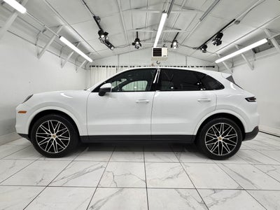 2024 Porsche Cayenne AWD