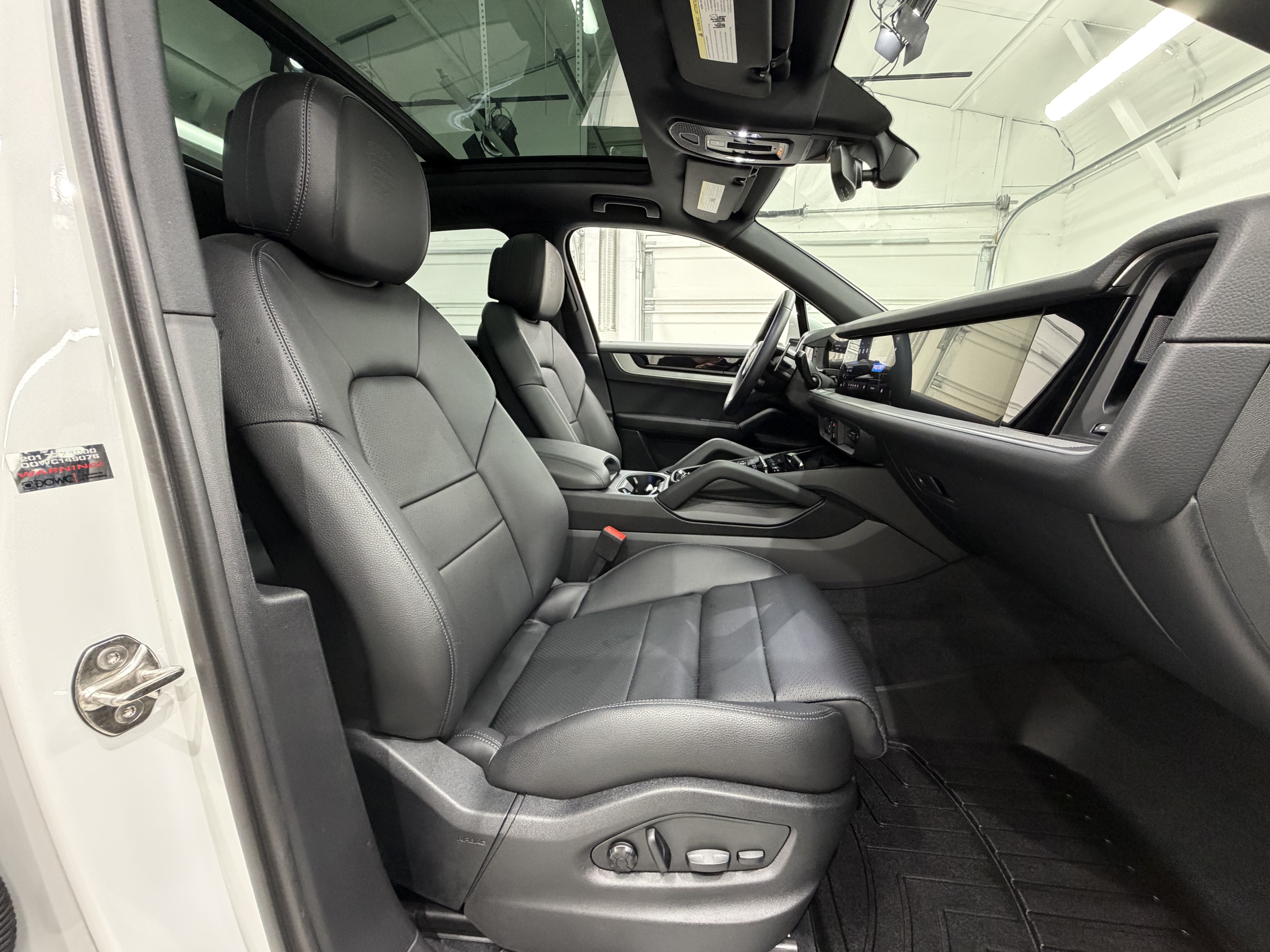 2024 Porsche Cayenne AWD