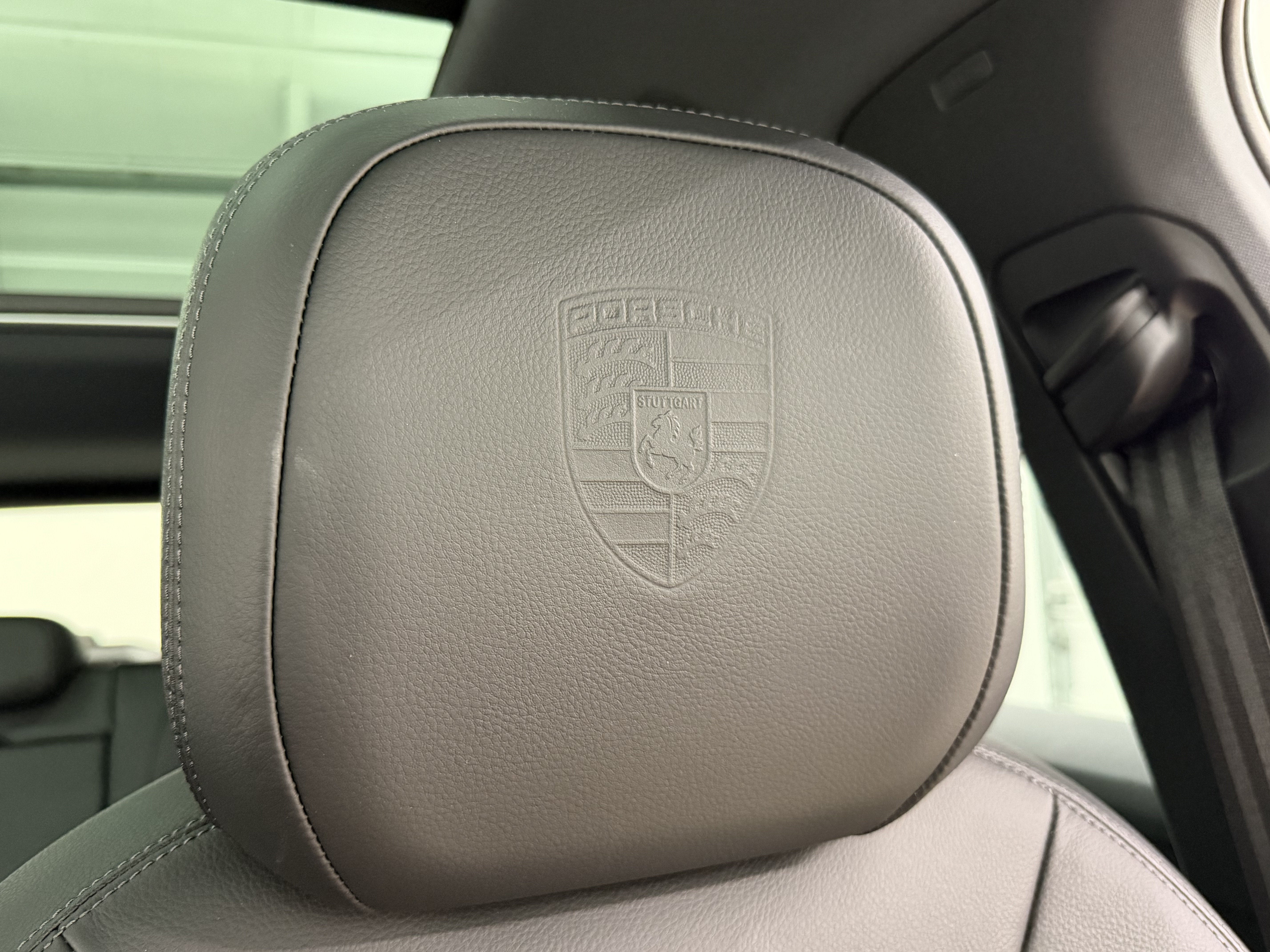 2024 Porsche Cayenne AWD
