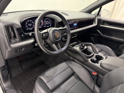 2024 Porsche Cayenne AWD