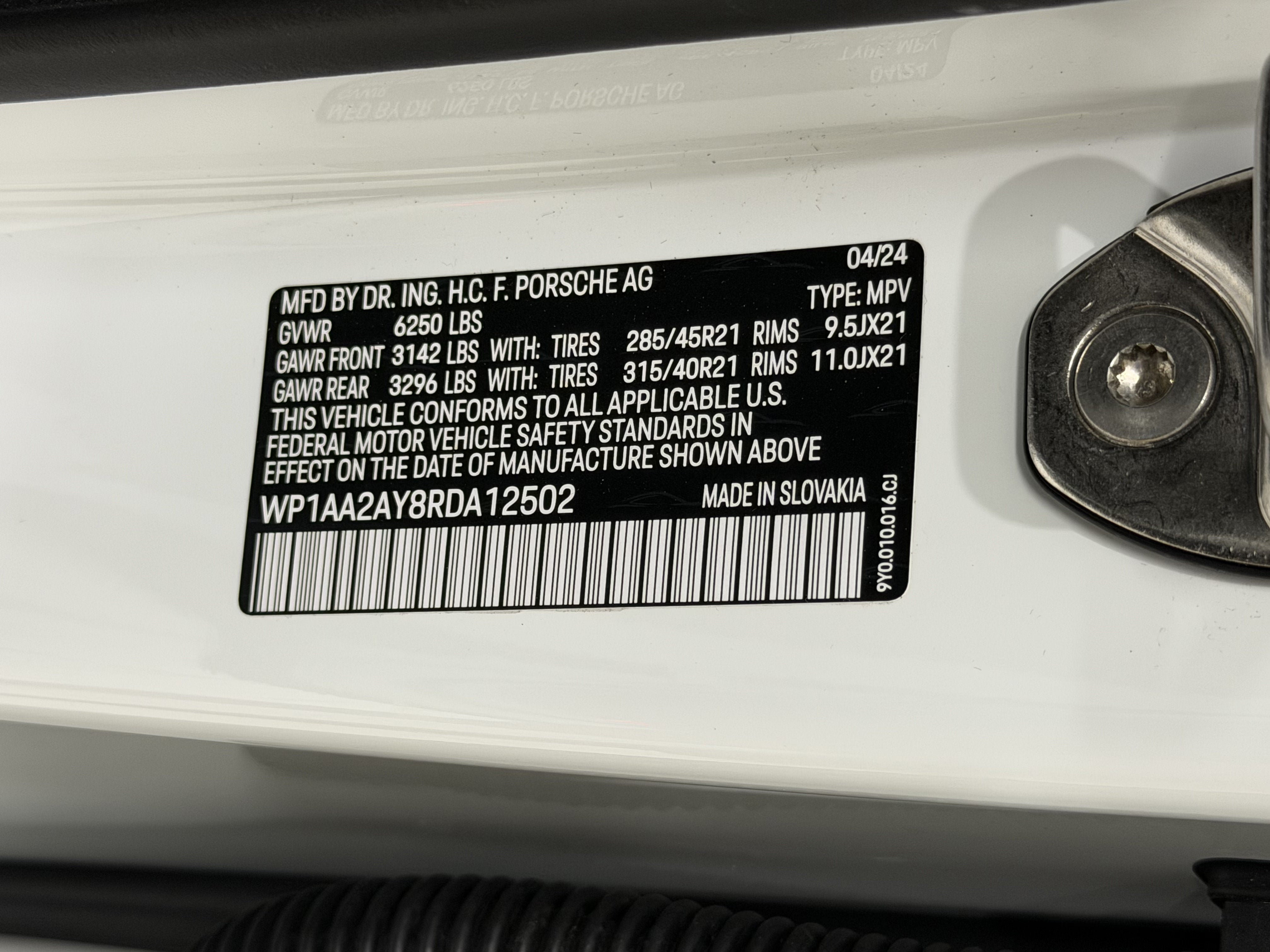 2024 Porsche Cayenne AWD