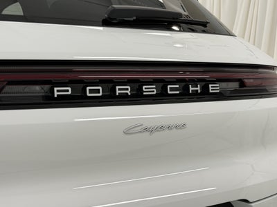 2024 Porsche Cayenne AWD