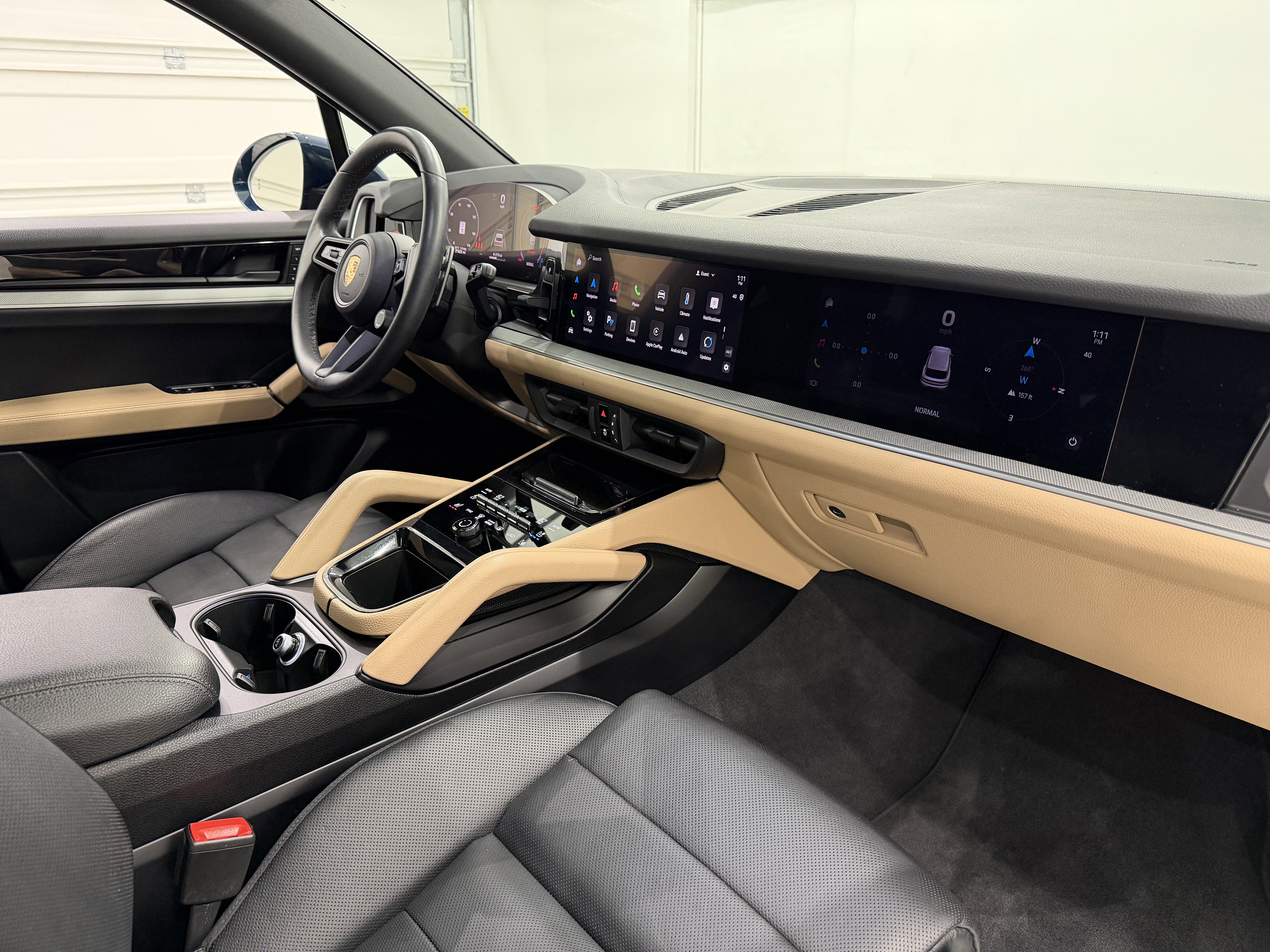 2024 Porsche Cayenne AWD