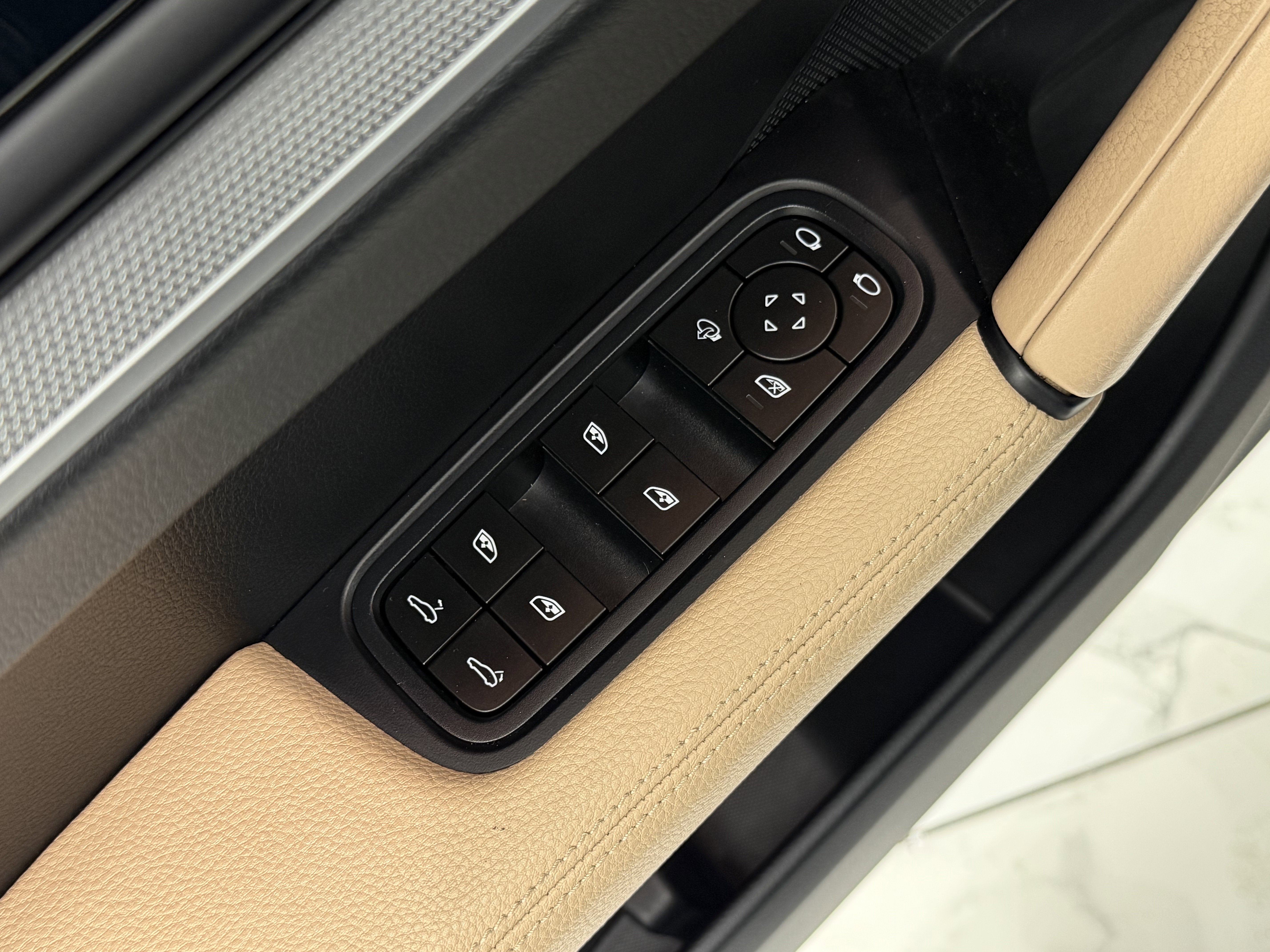 2024 Porsche Cayenne AWD