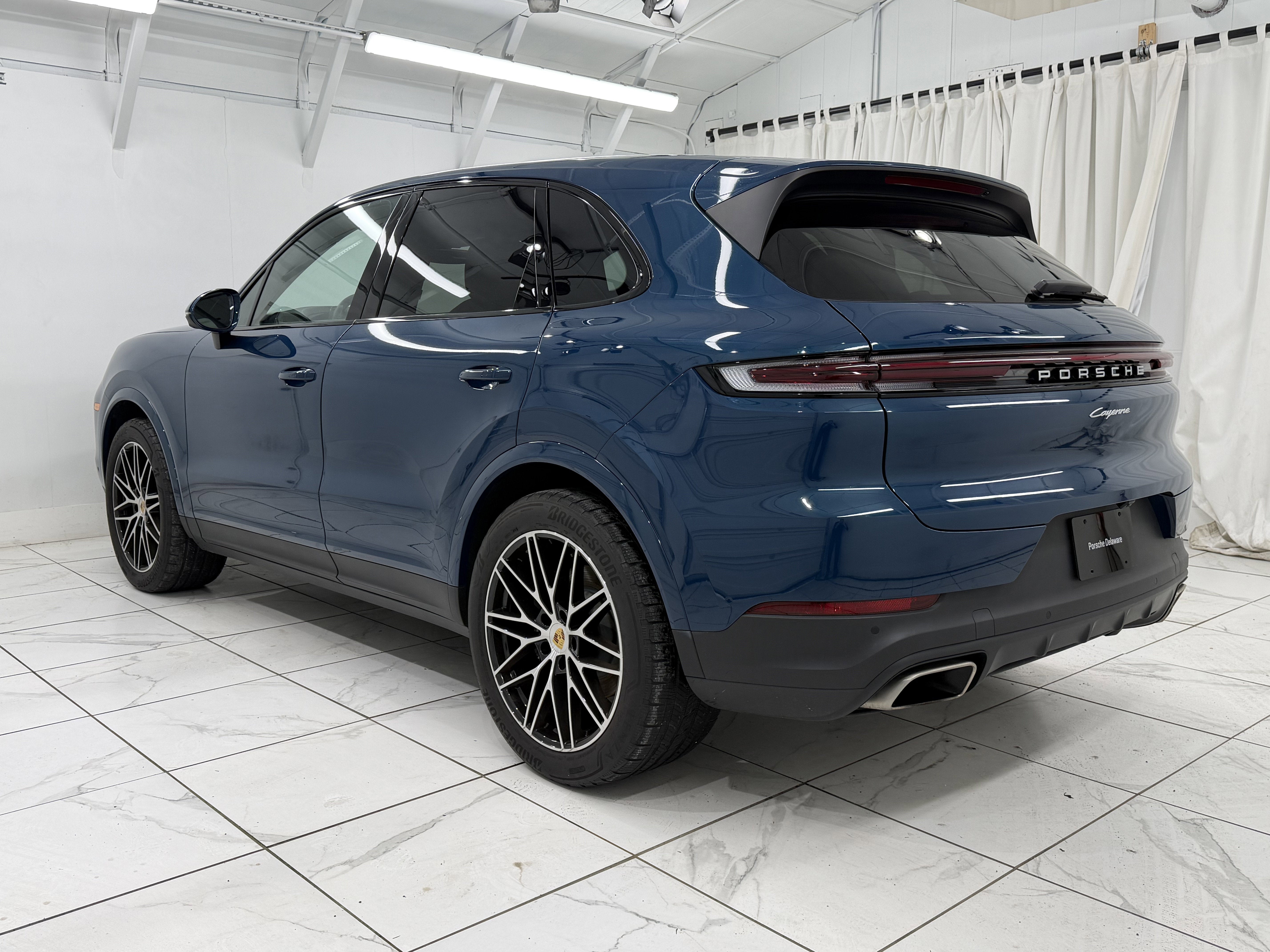2024 Porsche Cayenne AWD