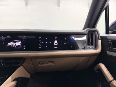 2024 Porsche Cayenne AWD