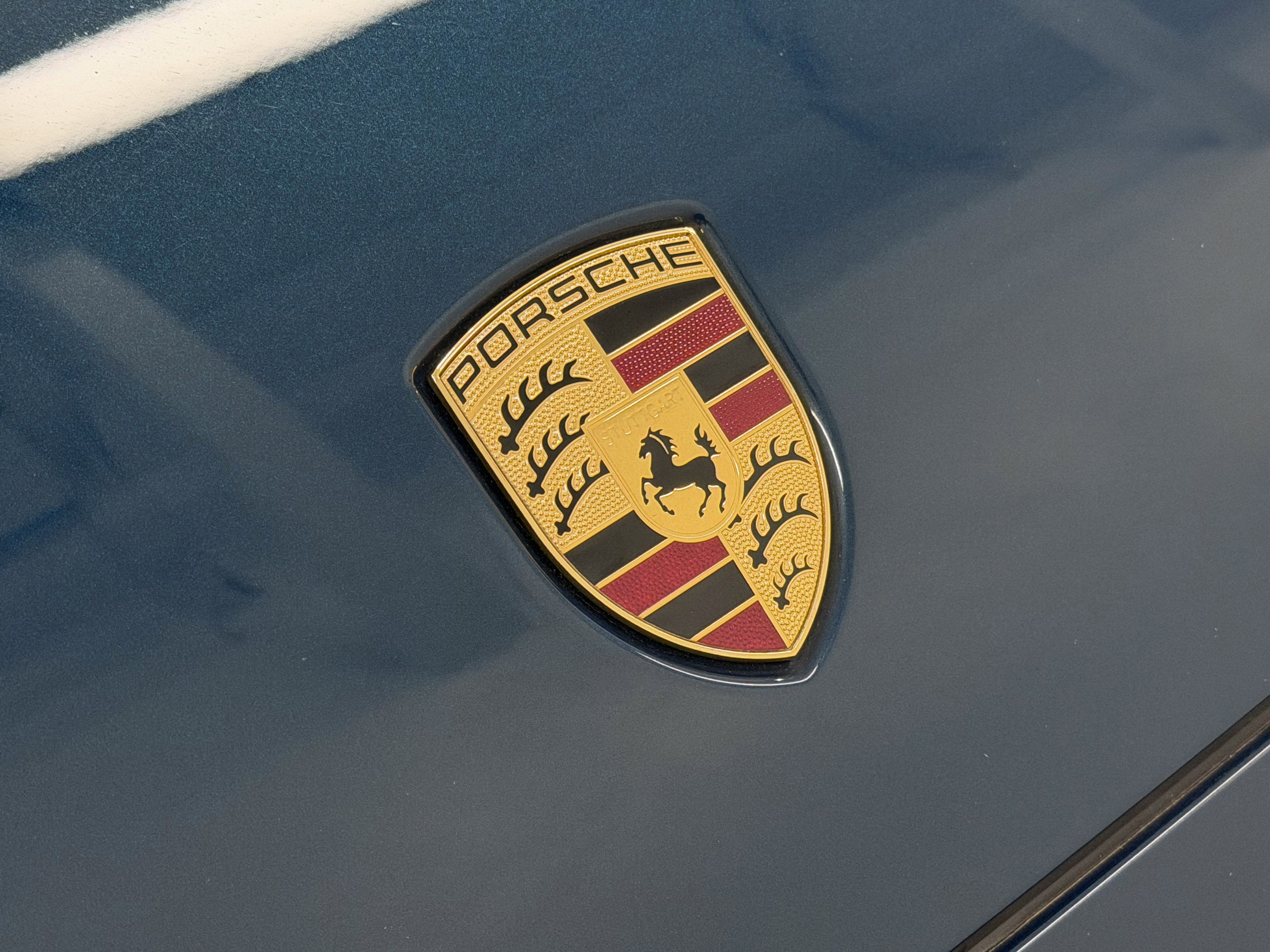 2024 Porsche Cayenne AWD