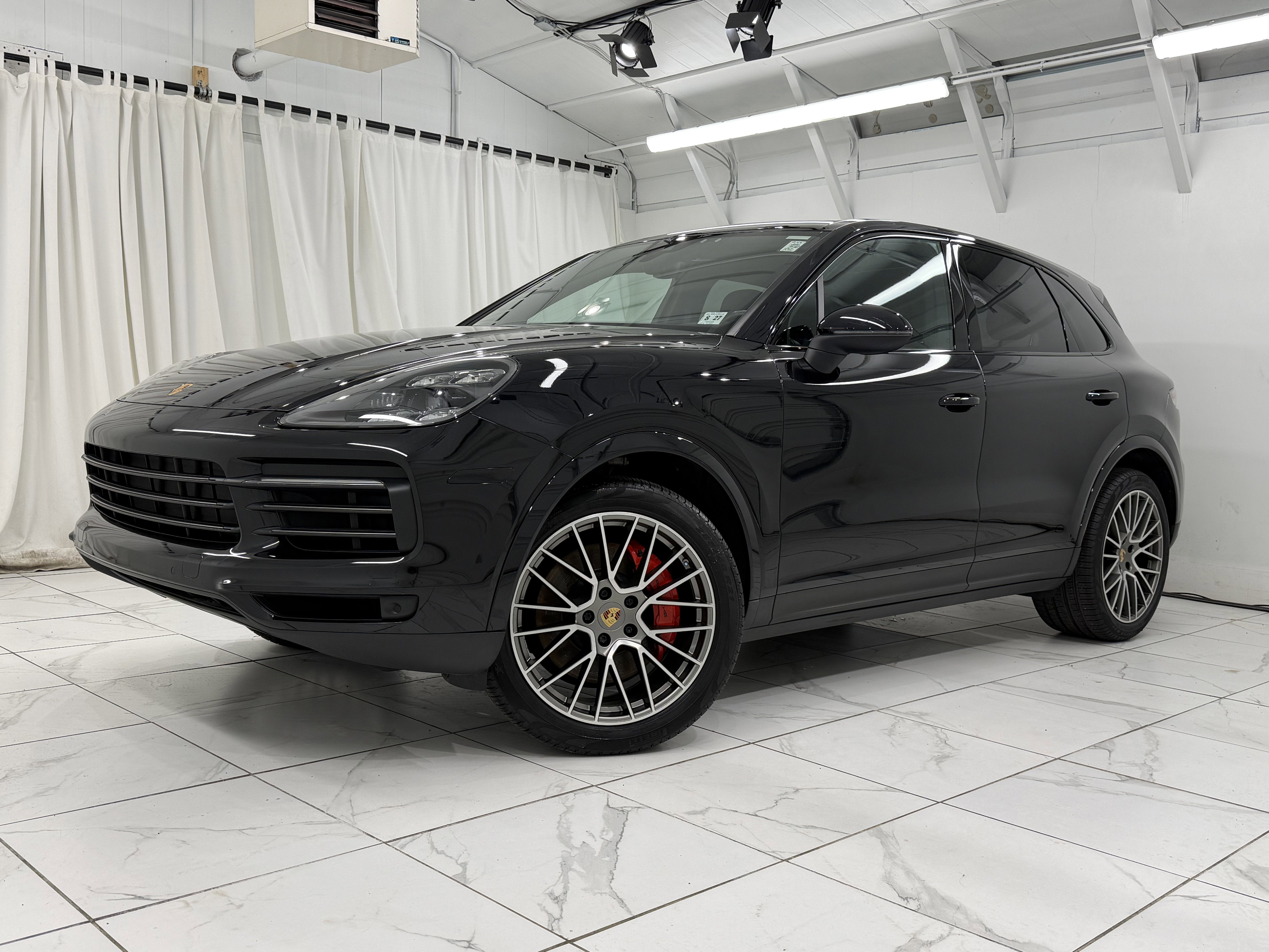 2022 Porsche Cayenne Platinum Edition
