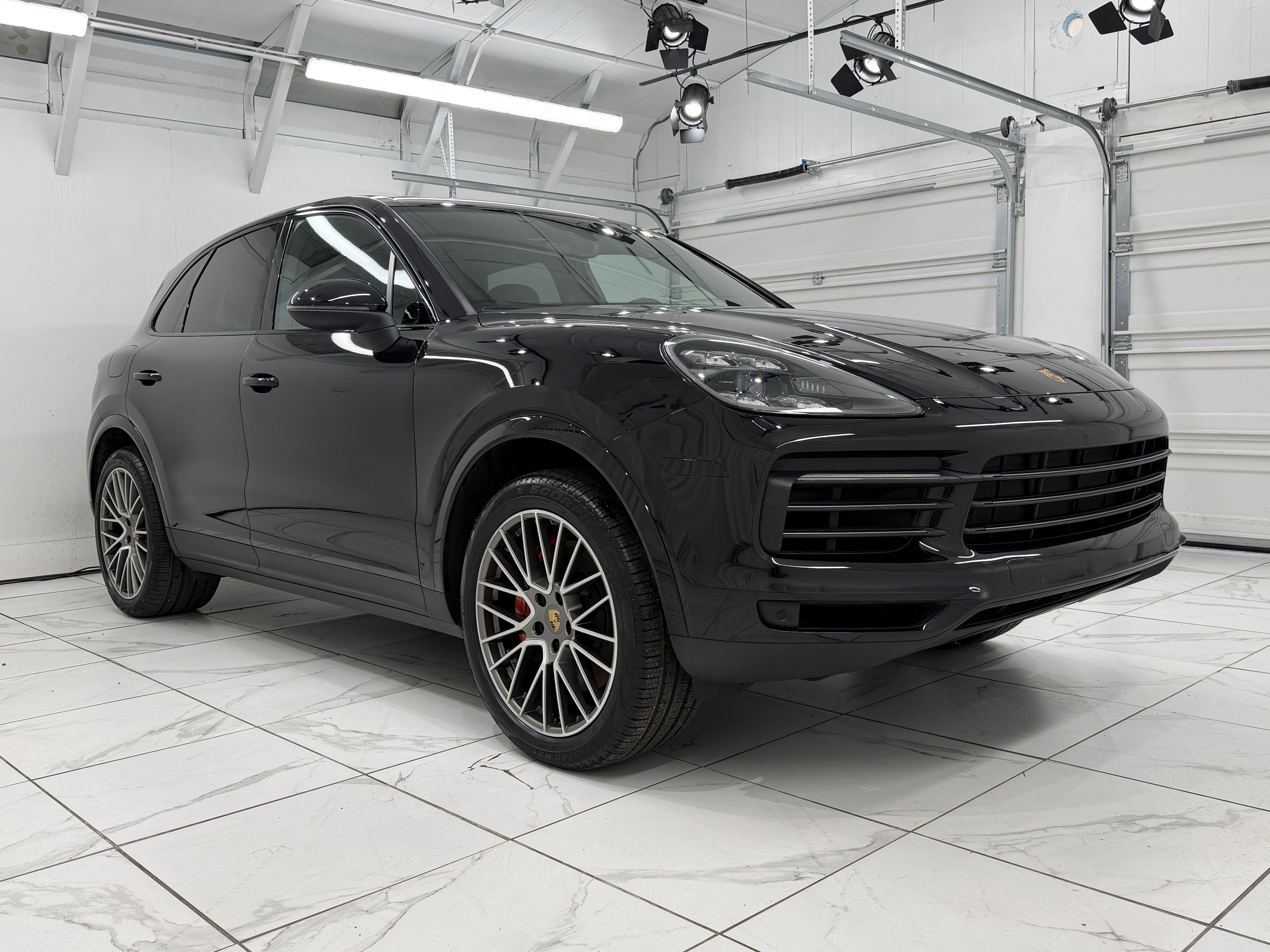 2022 Porsche Cayenne Platinum Edition