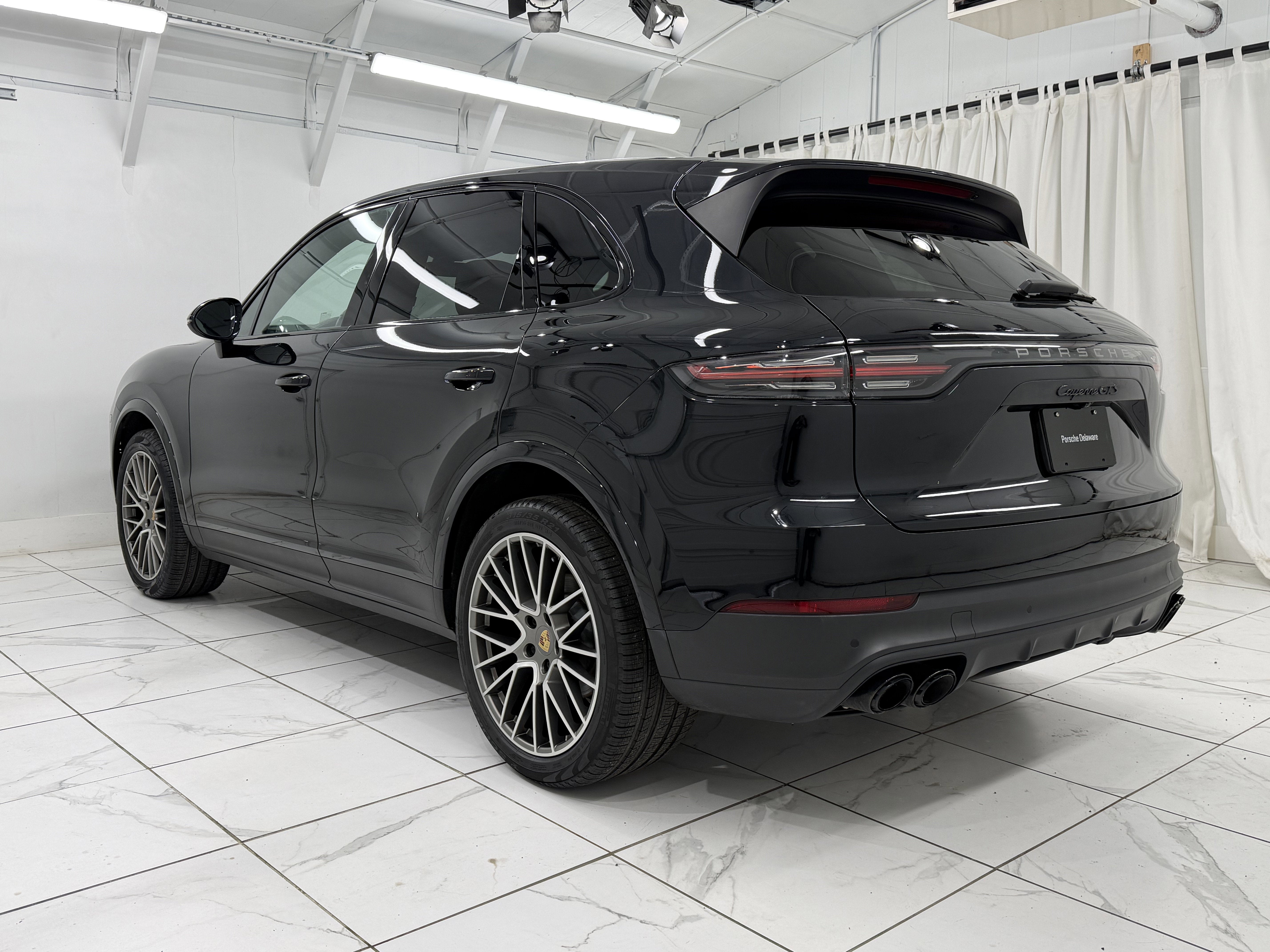 2022 Porsche Cayenne Platinum Edition