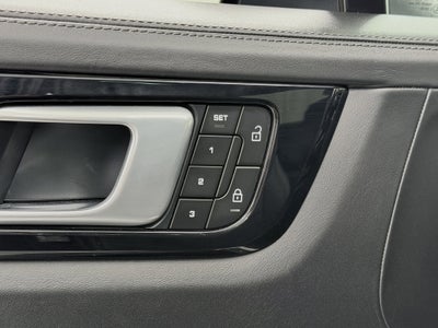 2022 Porsche Cayenne Platinum Edition