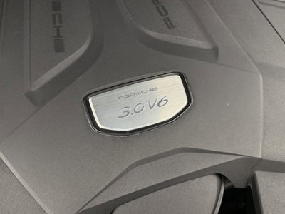 2022 Porsche Cayenne Platinum Edition