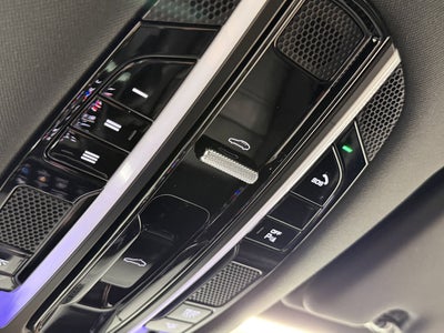 2023 Porsche Cayenne Base