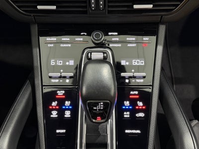 2023 Porsche Cayenne Base