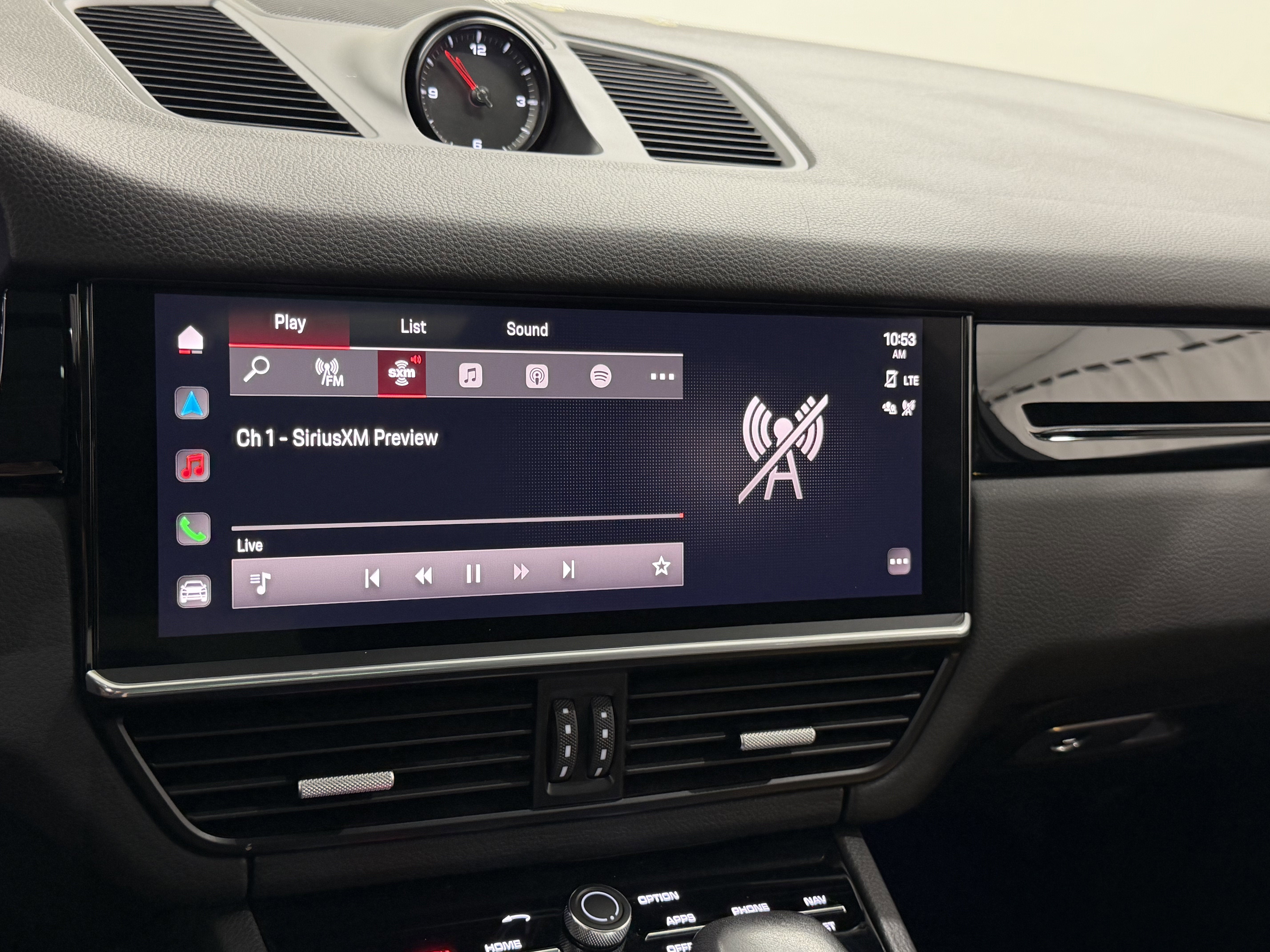 2023 Porsche Cayenne Base