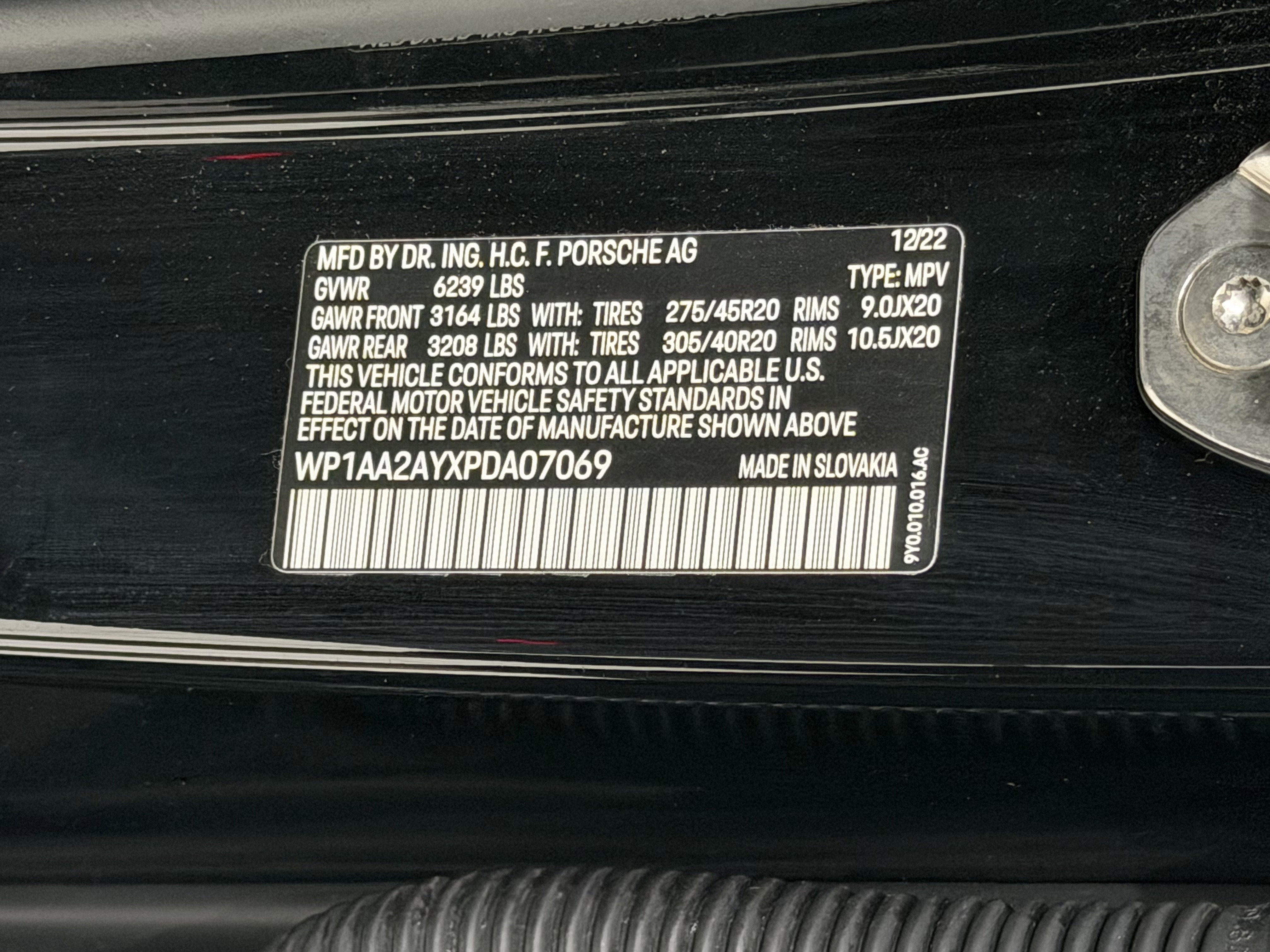 2023 Porsche Cayenne Base