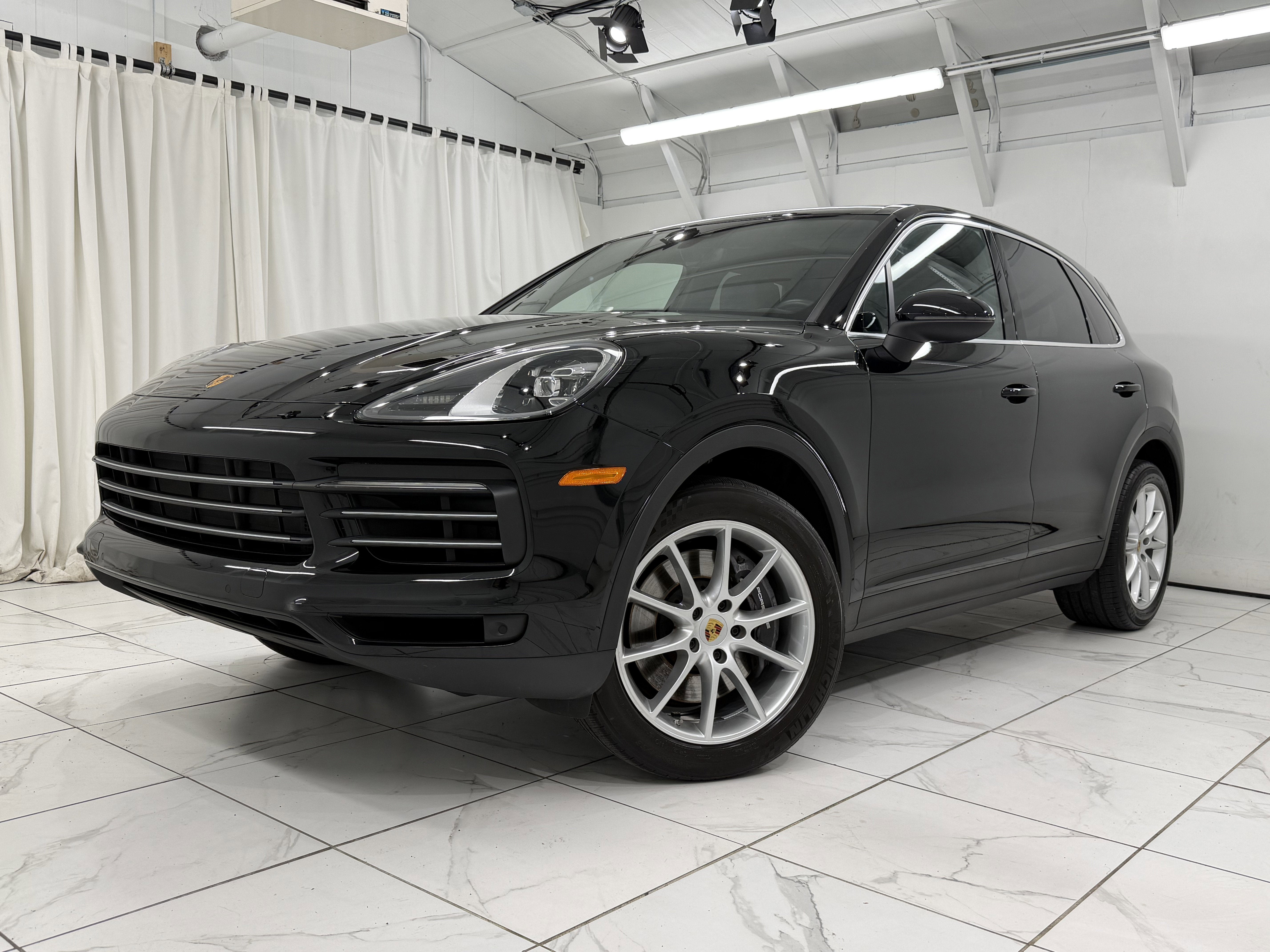 2023 Porsche Cayenne Base