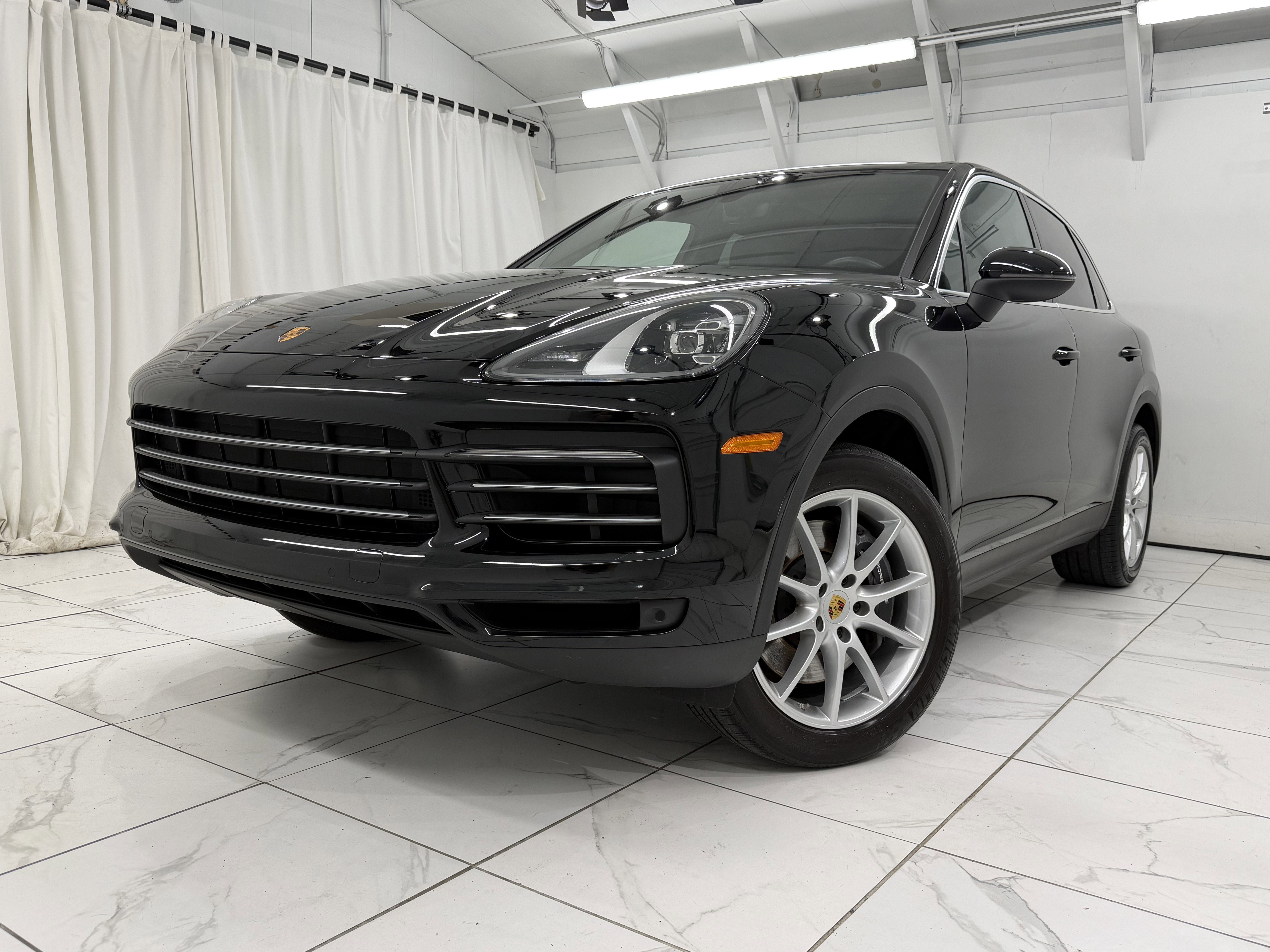2023 Porsche Cayenne Base