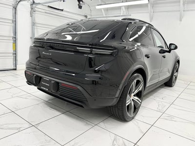 2025 Porsche Macan Electric 4