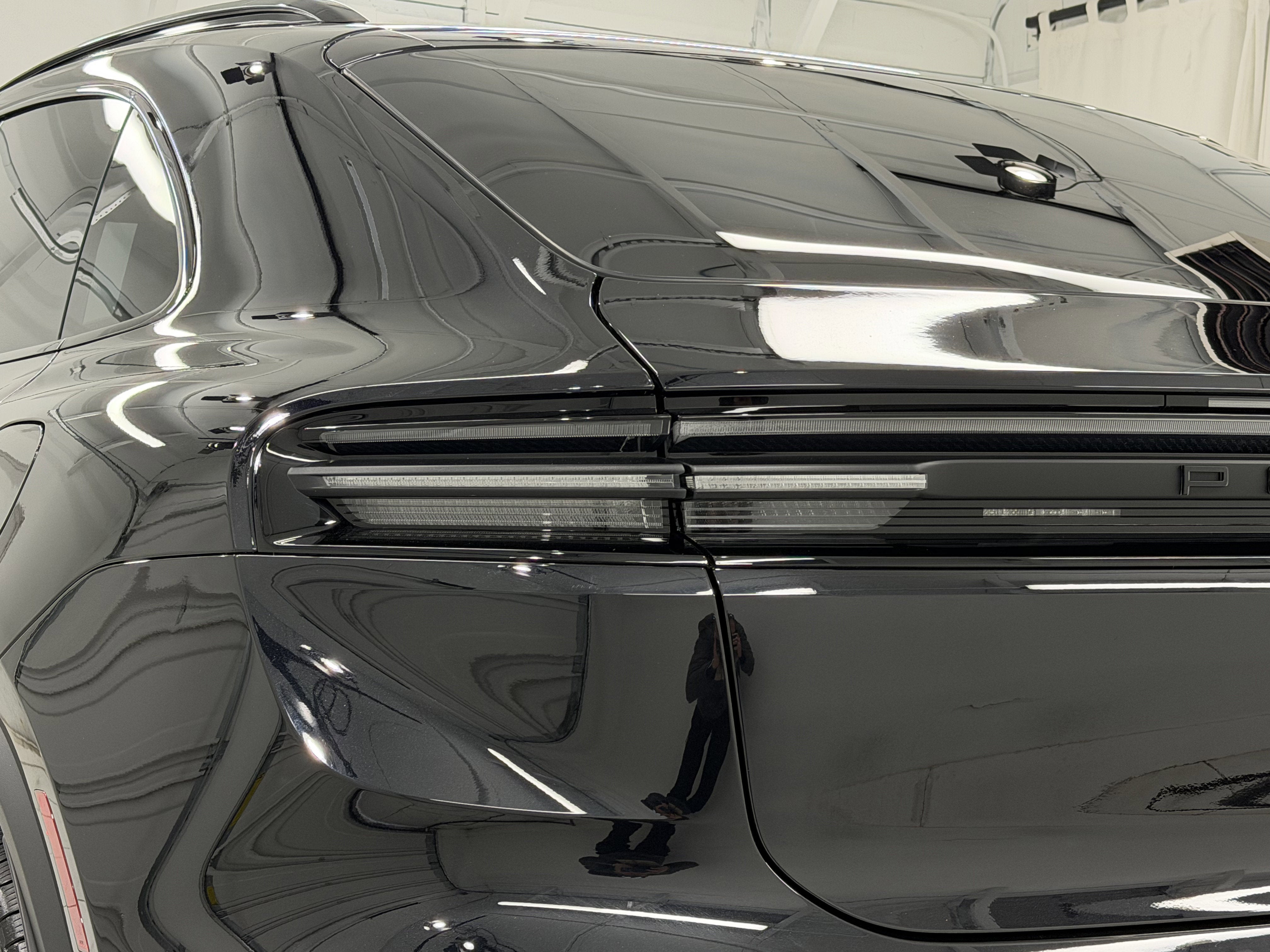 2025 Porsche Macan Electric 4